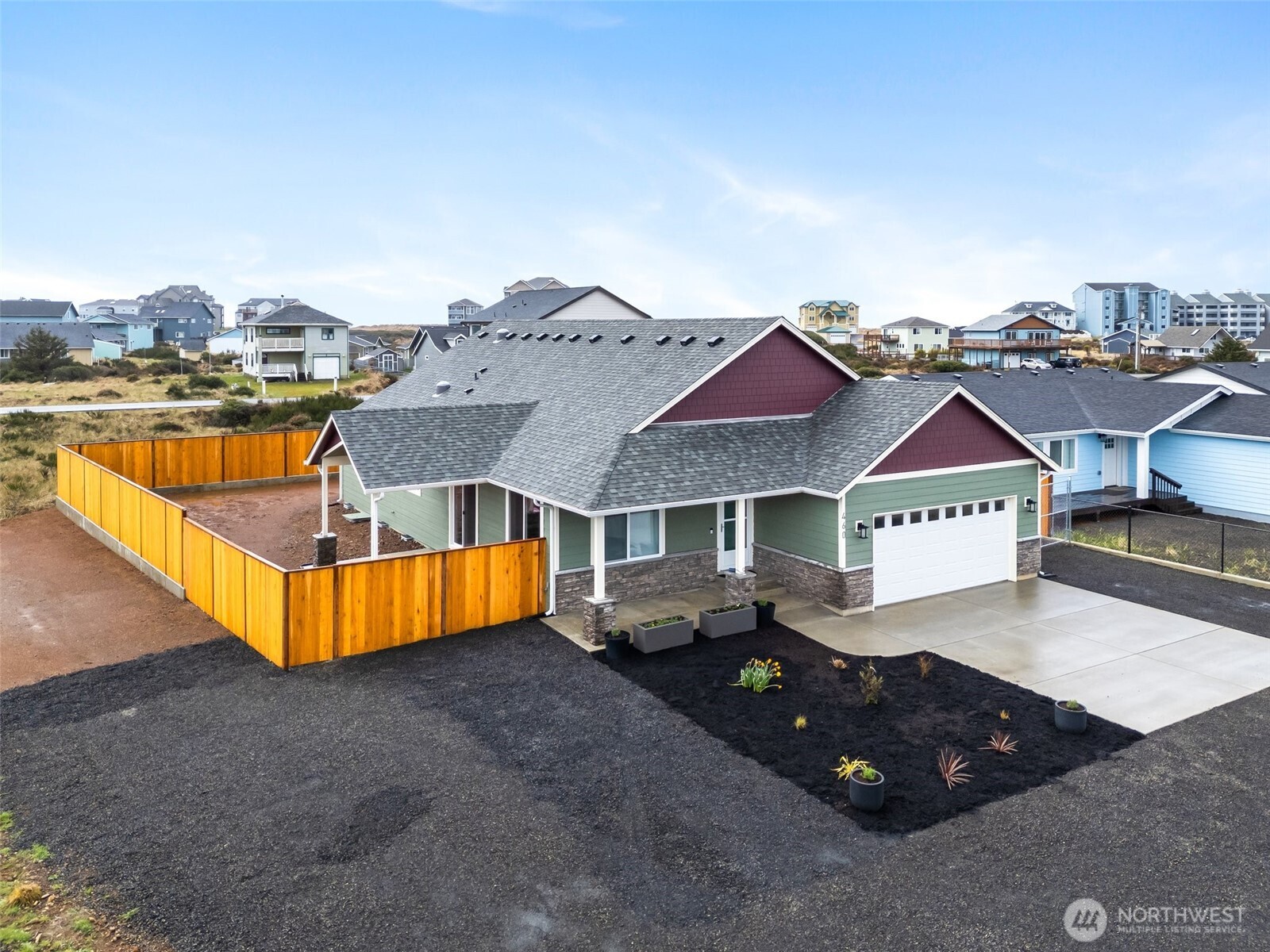 460 N Portal Loop Property Photo 1