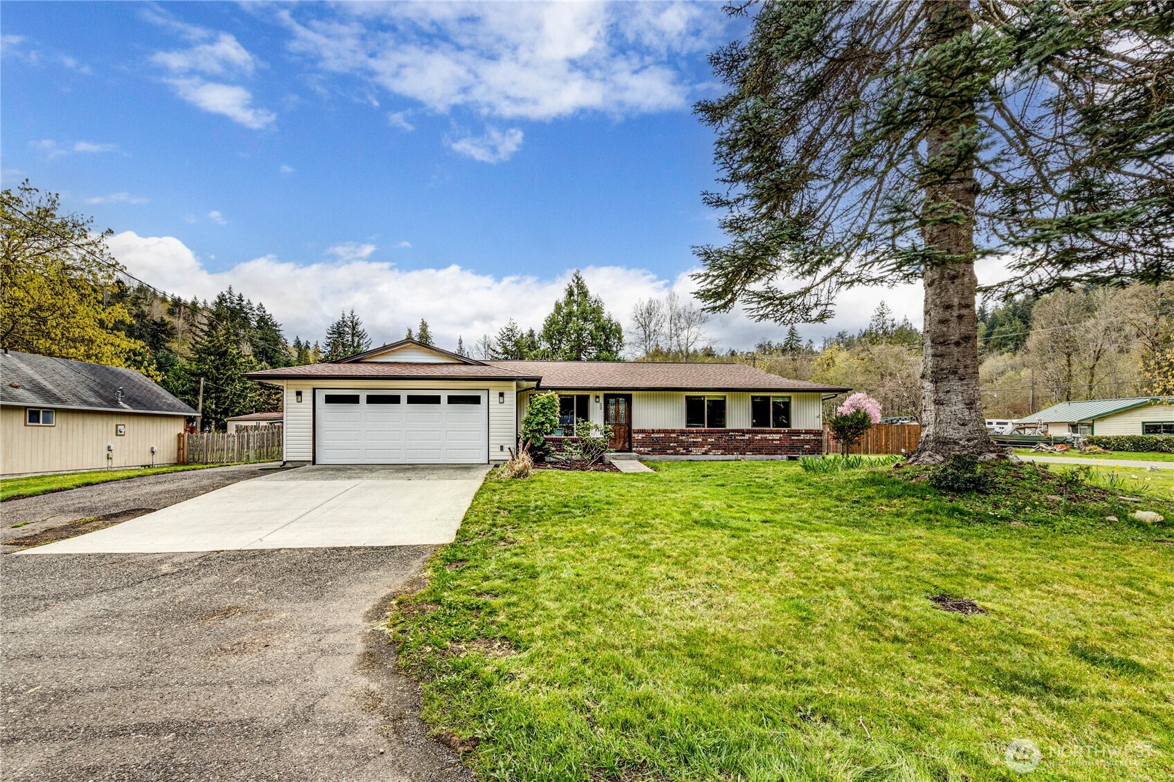 22 Rosewood Lane Property Photo 1