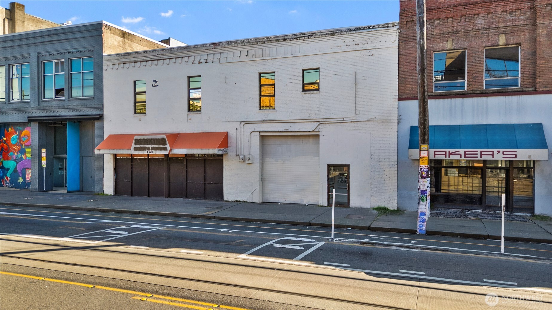 1420 Broadway Property Photo 2
