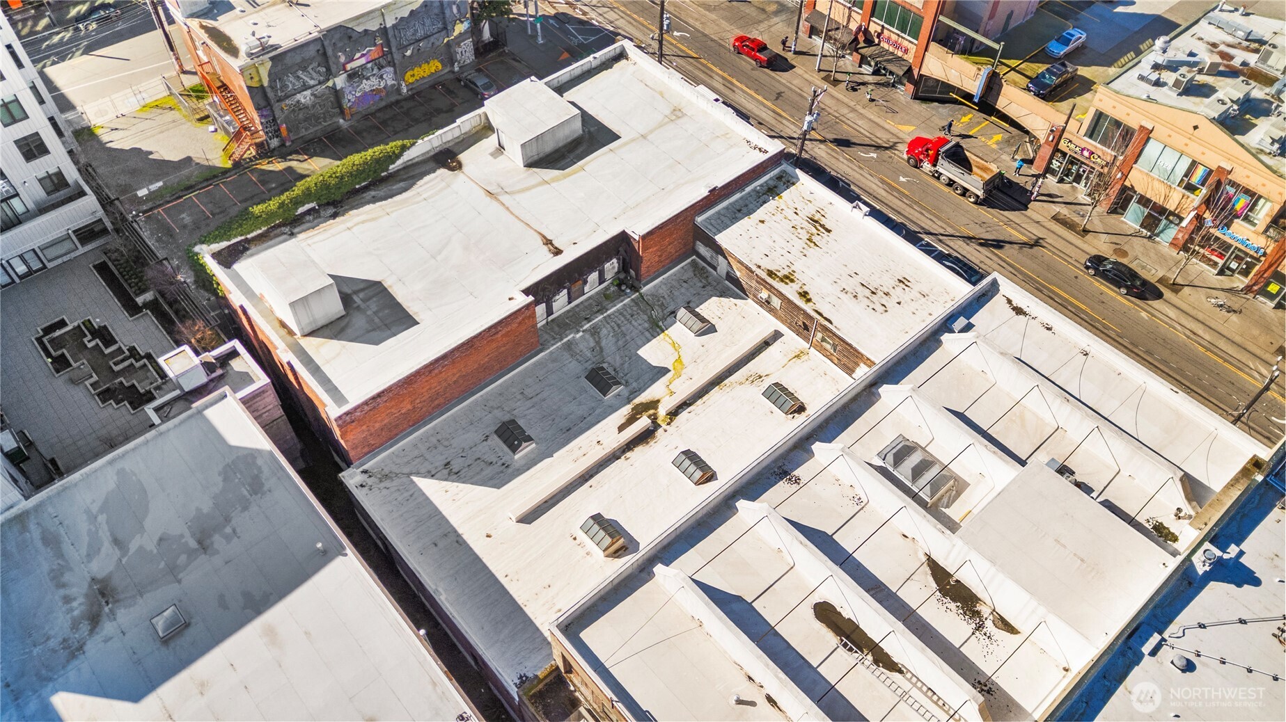 1420 Broadway Property Photo 4