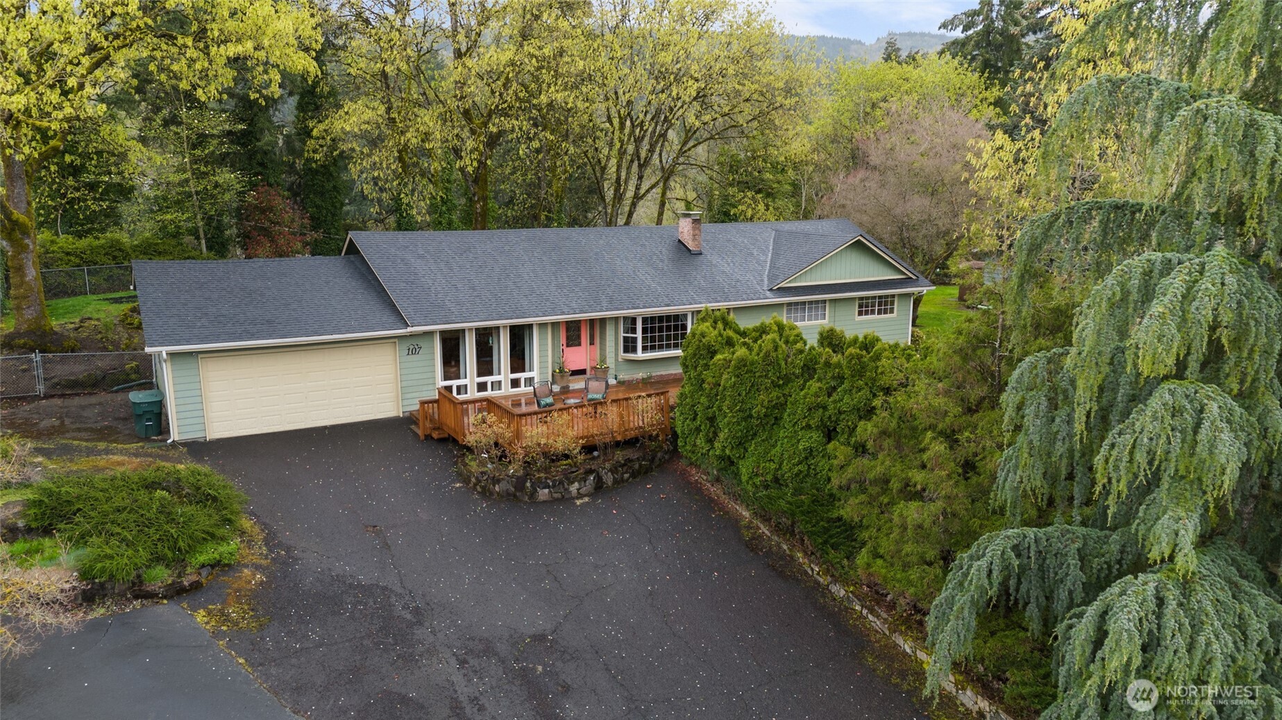 107 Summit Drive Property Photo