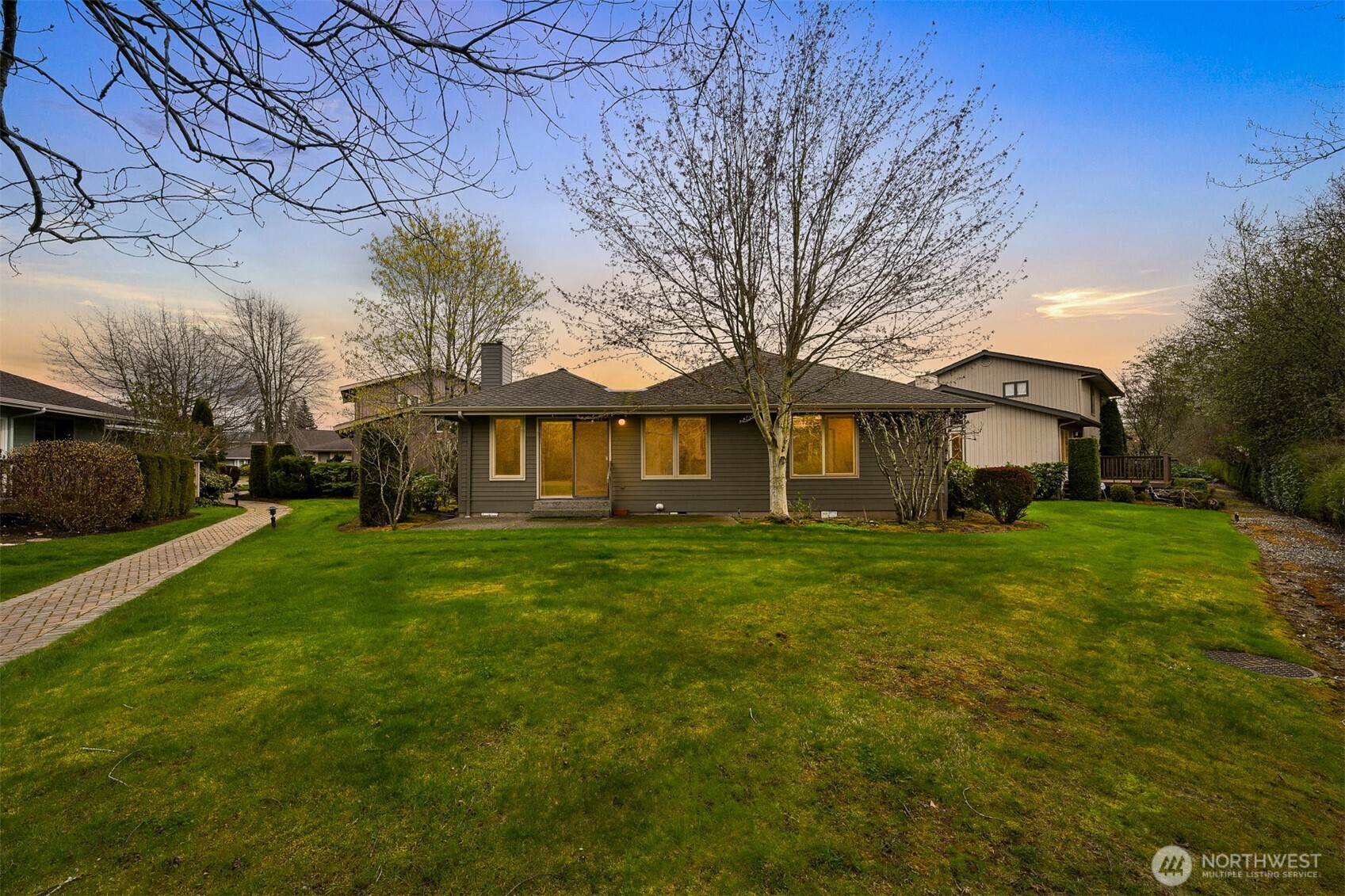 1230 W Village Lane Property Photo