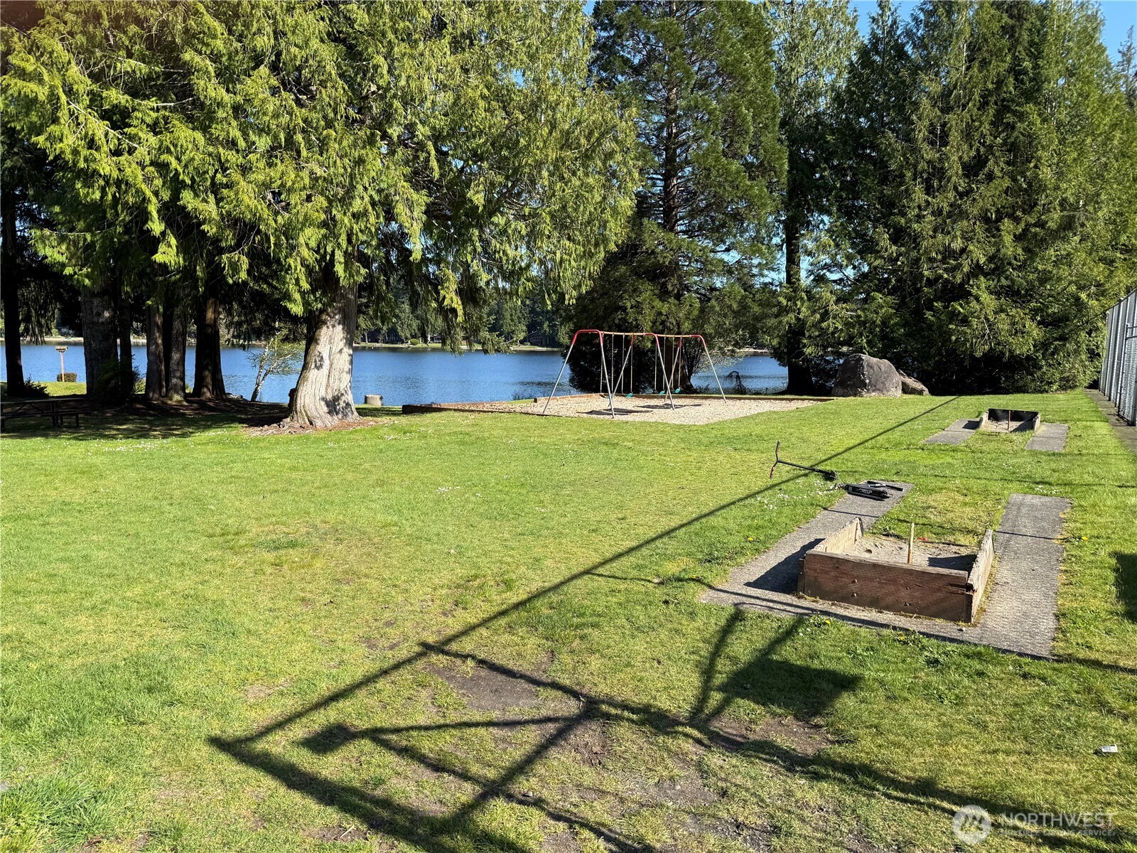 321 E Ballycastle Way Property Photo 6