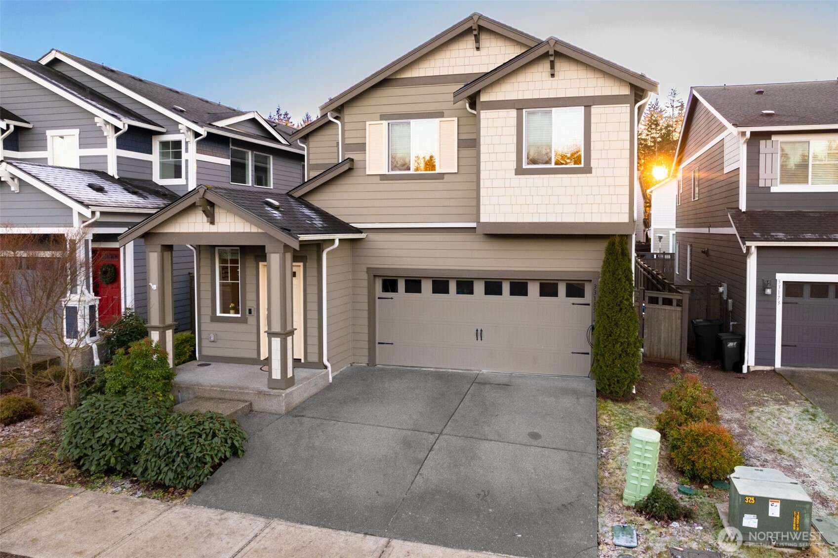 33185 Glacier Avenue Property Photo 1