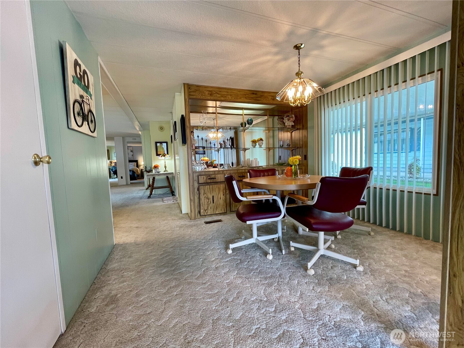 2203 Alonda Lane Property Photo 8