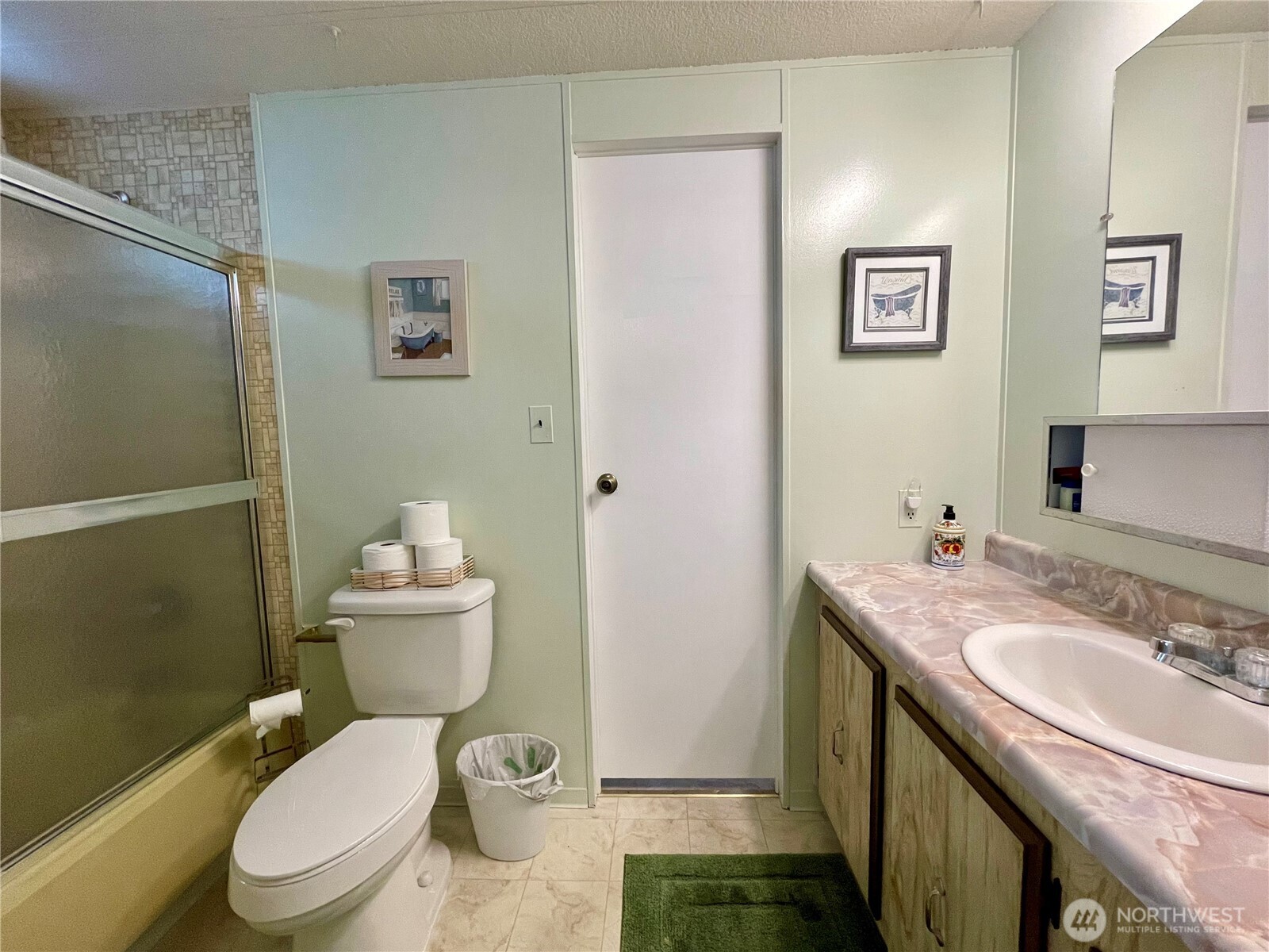 2203 Alonda Lane Property Photo 18