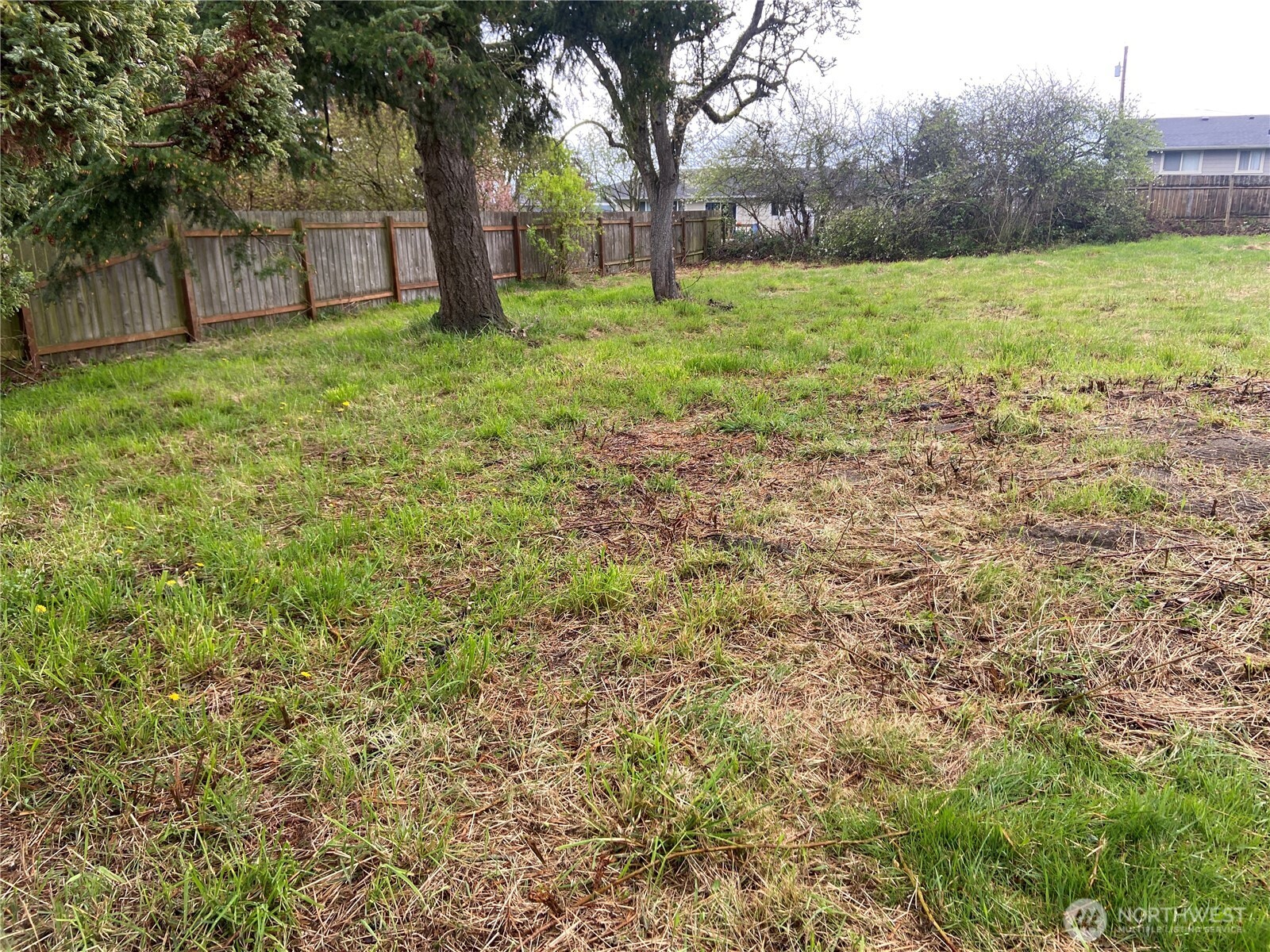 4009 L Avenue Property Photo 3