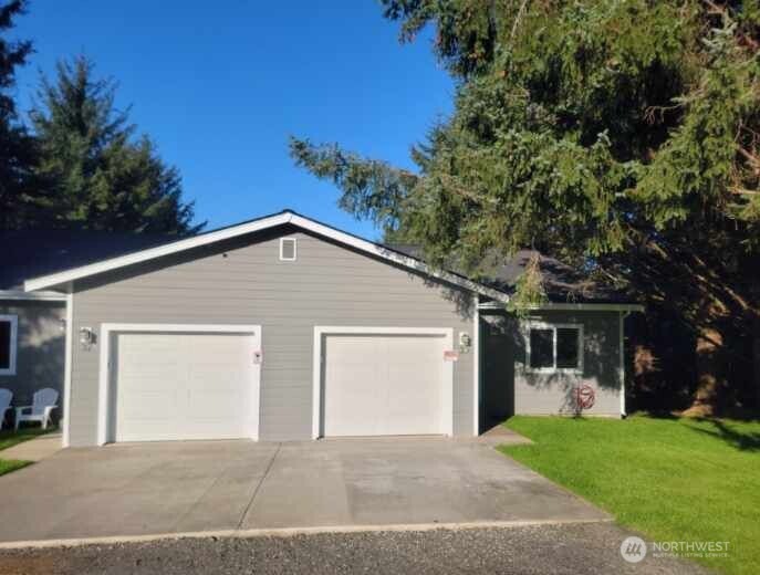 32 Sunset Boulevard Property Photo