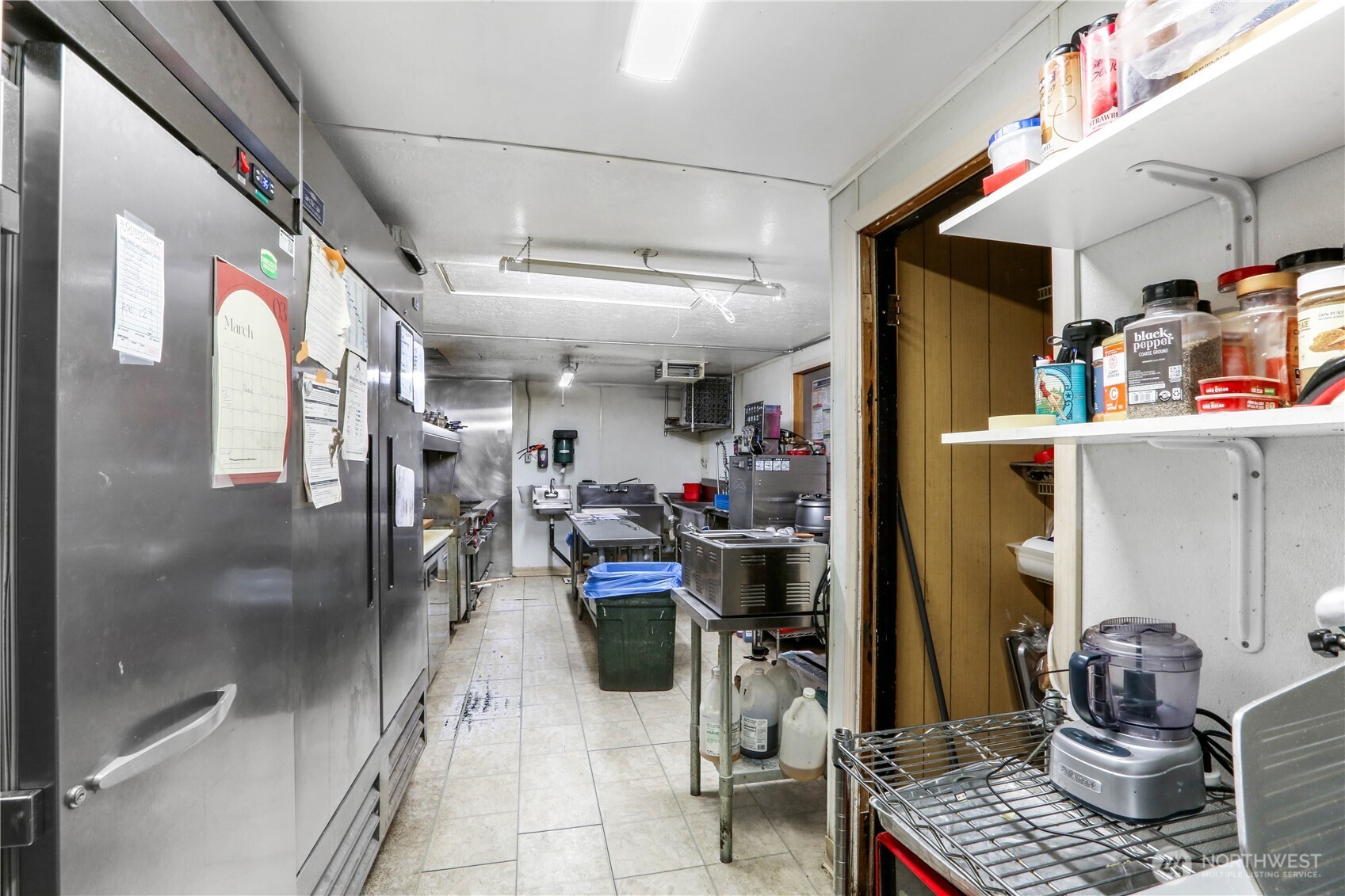 708 Metcalf Street Property Photo 34