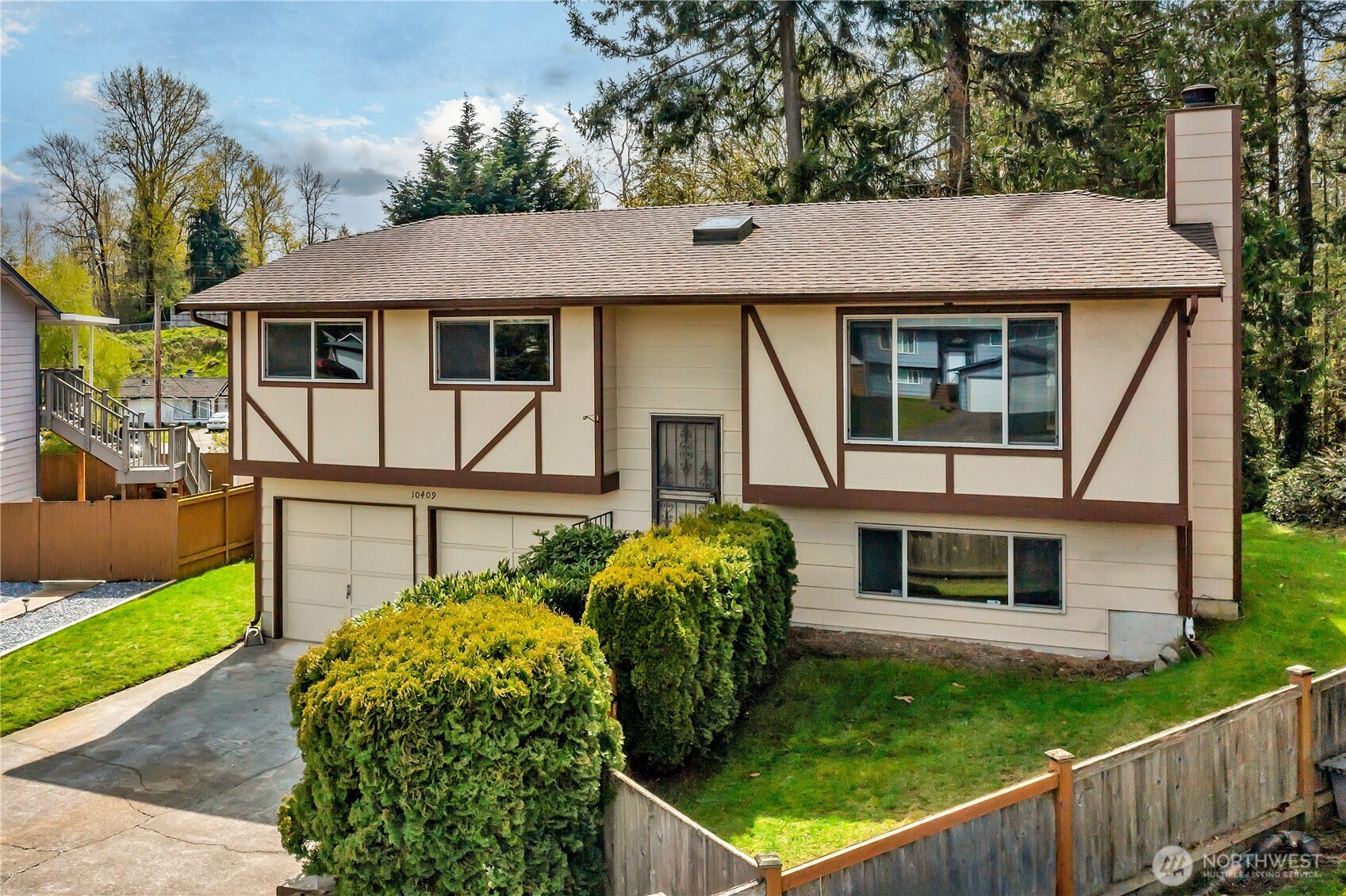 10409 Se 206th Place Property Photo