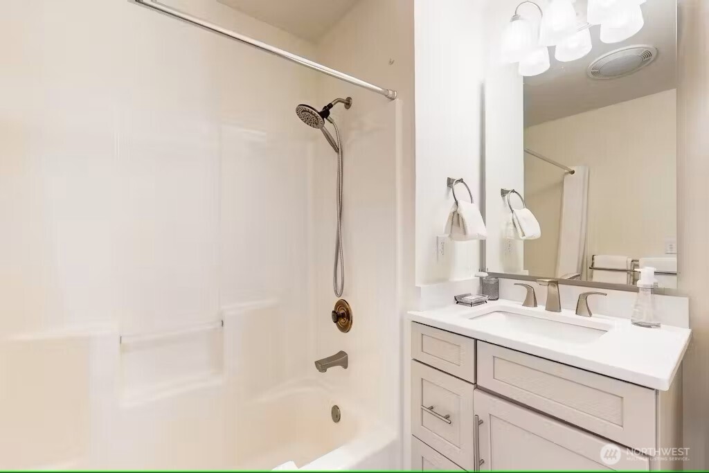 100 Lake Chelan Shores Drive 19-2 Property Photo 15