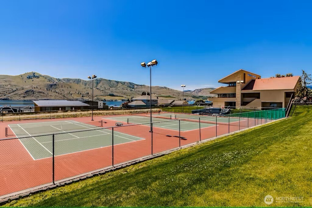 100 Lake Chelan Shores Drive 19-2 Property Photo 32