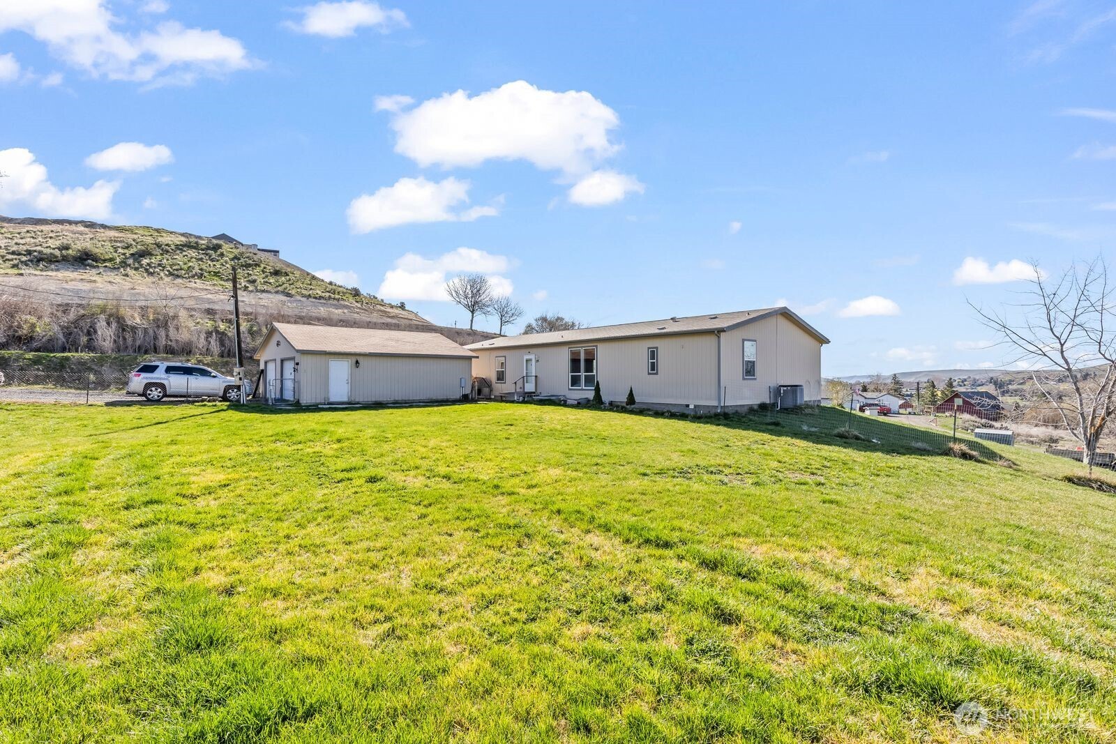 375 Tibbling Road Property Photo