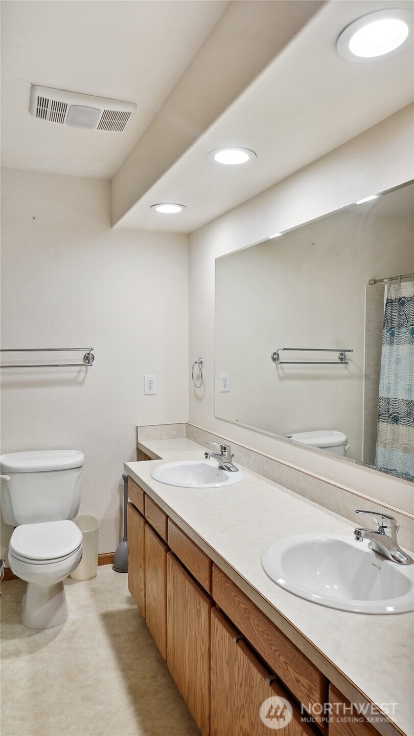 863 S Meadowlark Lane Property Photo 17