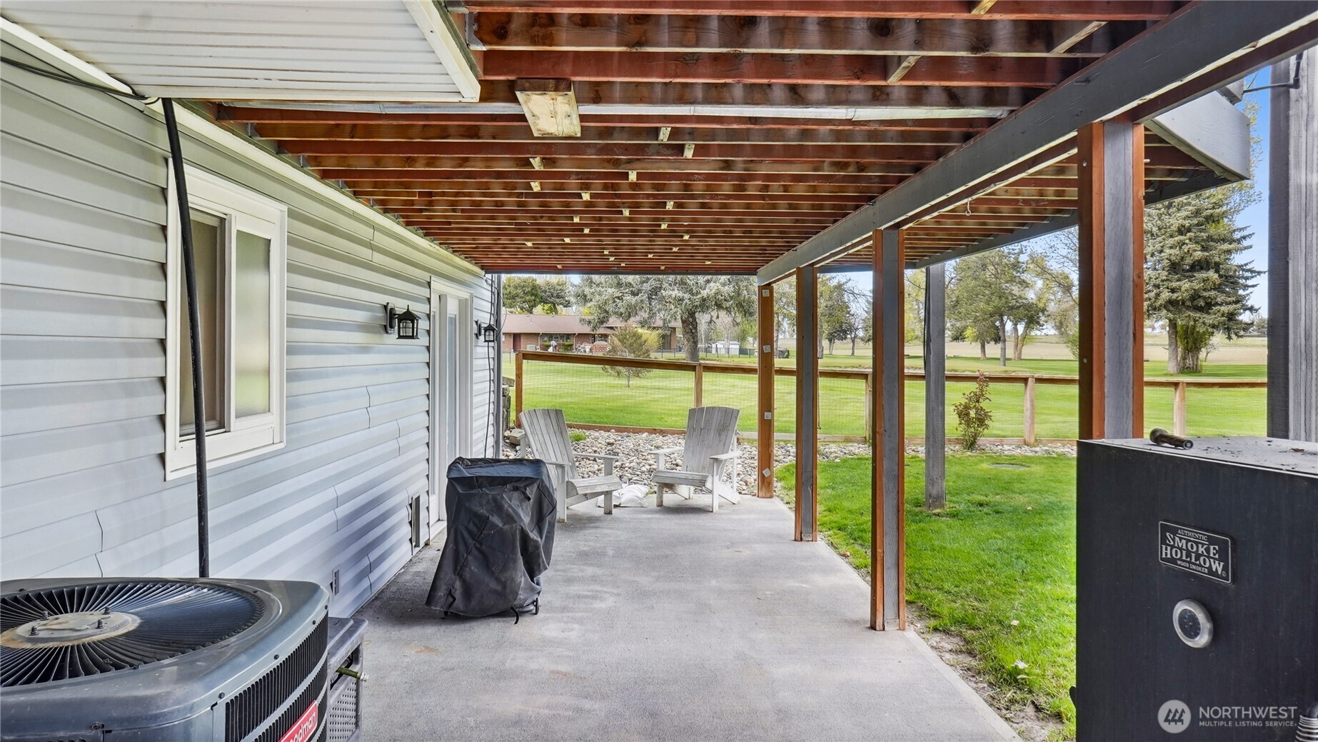 863 S Meadowlark Lane Property Photo 32