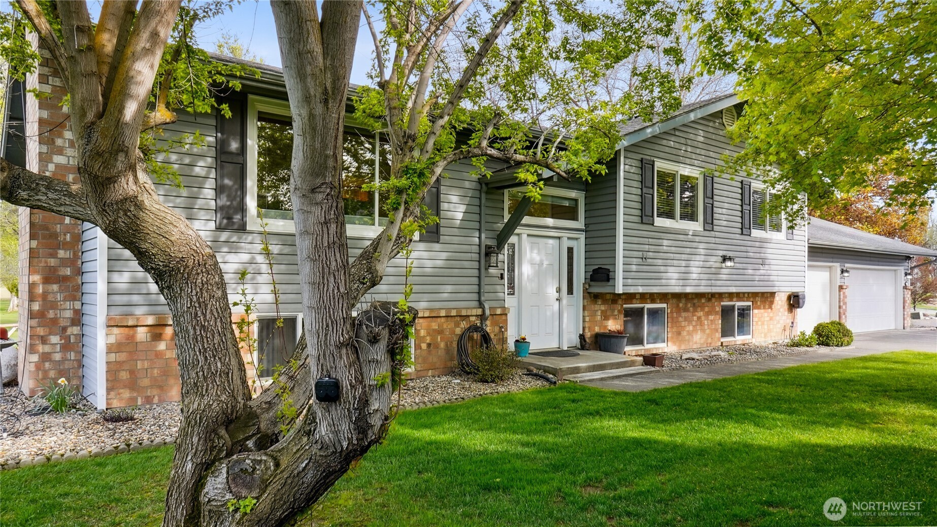 863 S Meadowlark Lane Property Photo 40