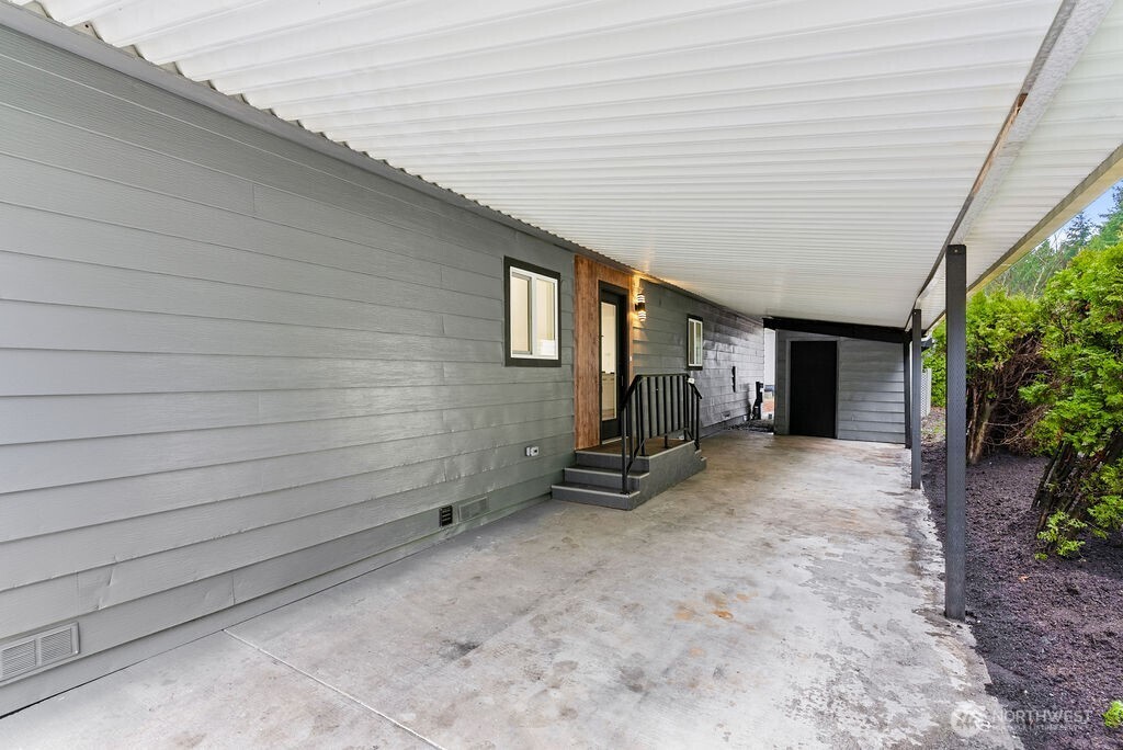 2500 S 370th 63 Property Photo 4