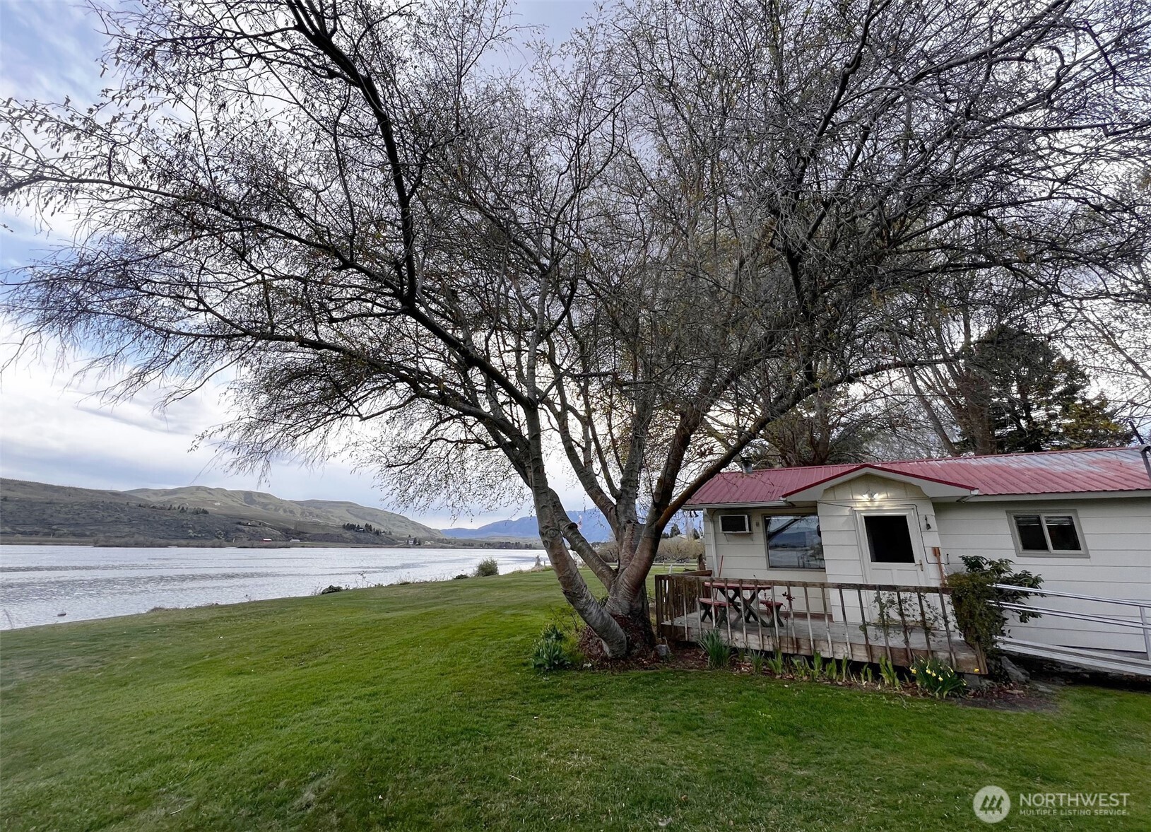 Brewster Real Estate Listings Main Image