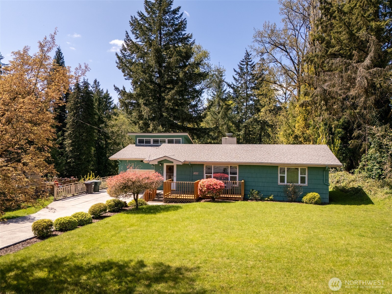 3229 Laurel Road Property Photo