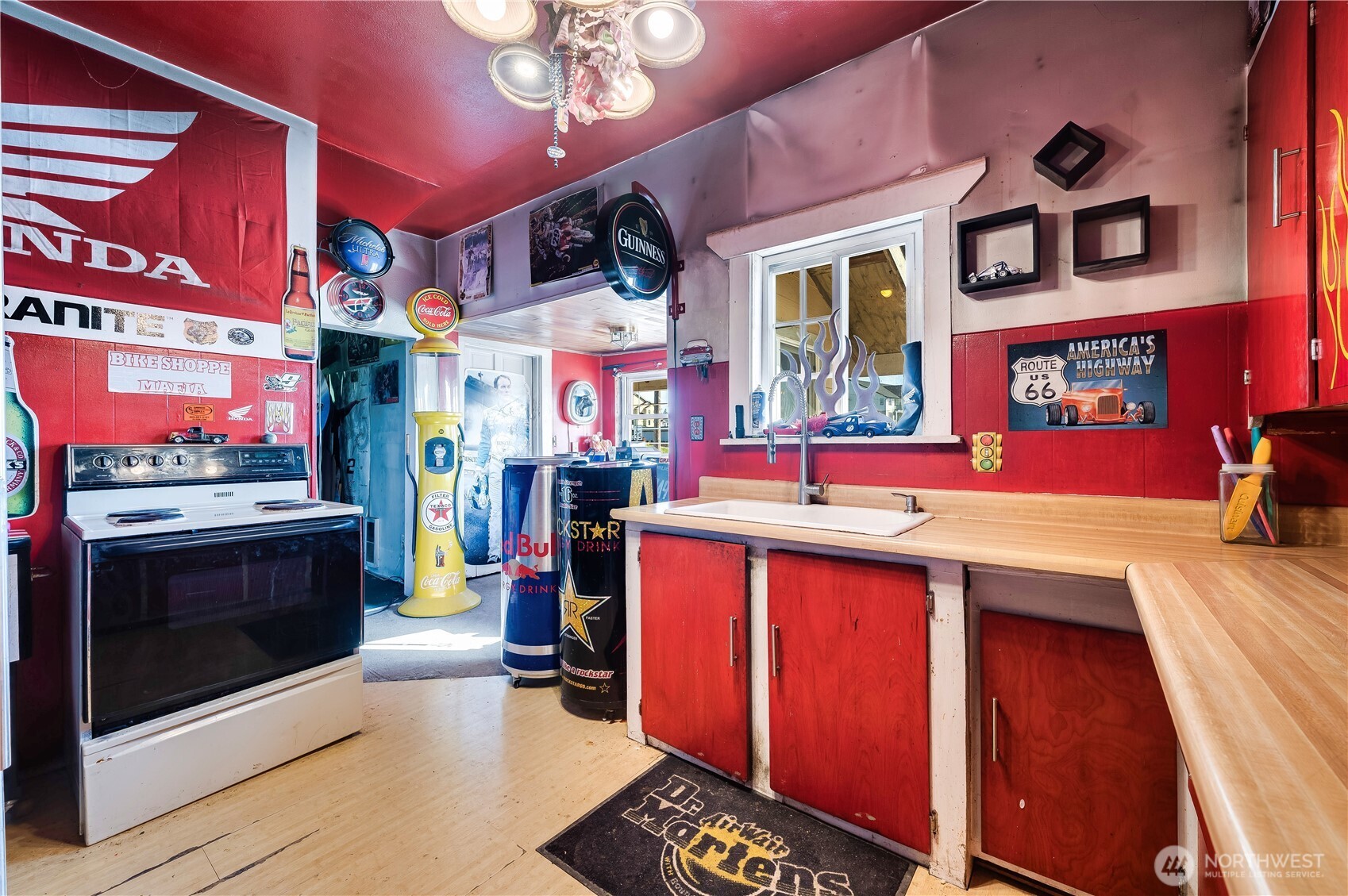 1814 172ndth Street Property Photo 10