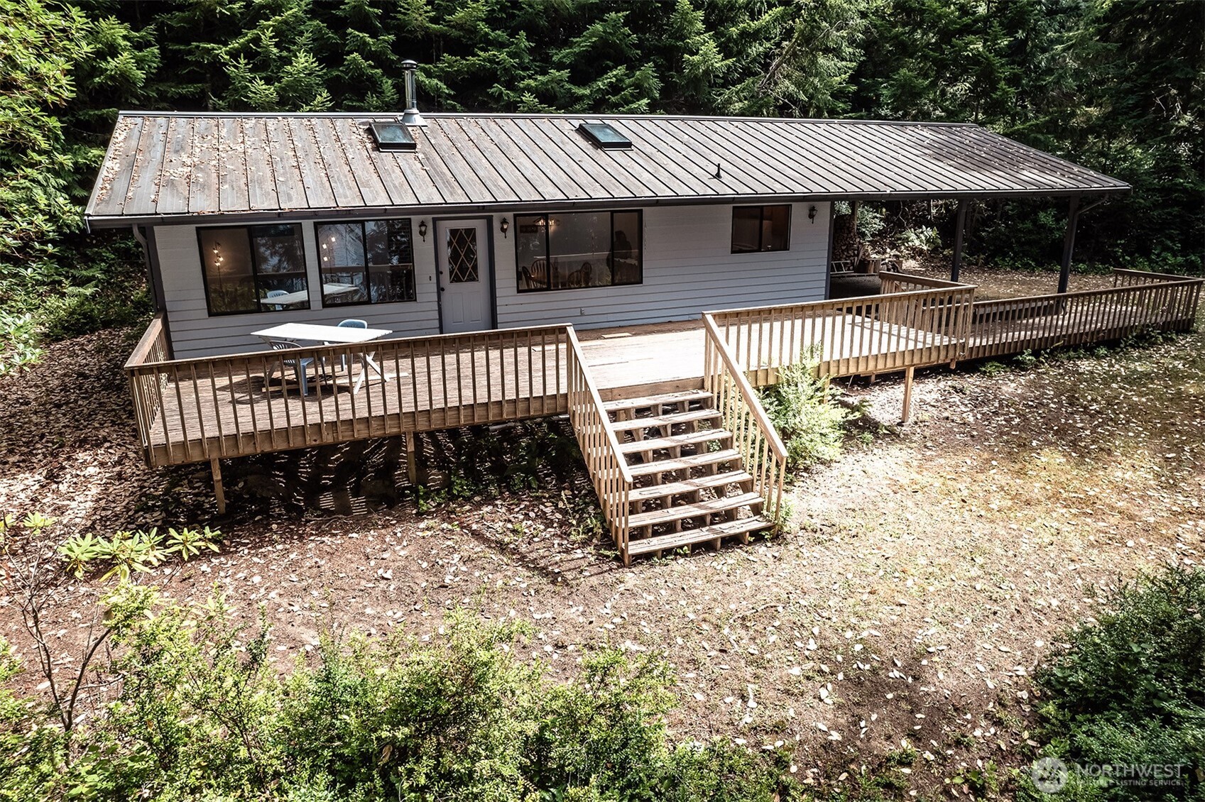 19934 Nw Stavis Bay Road Property Photo 6