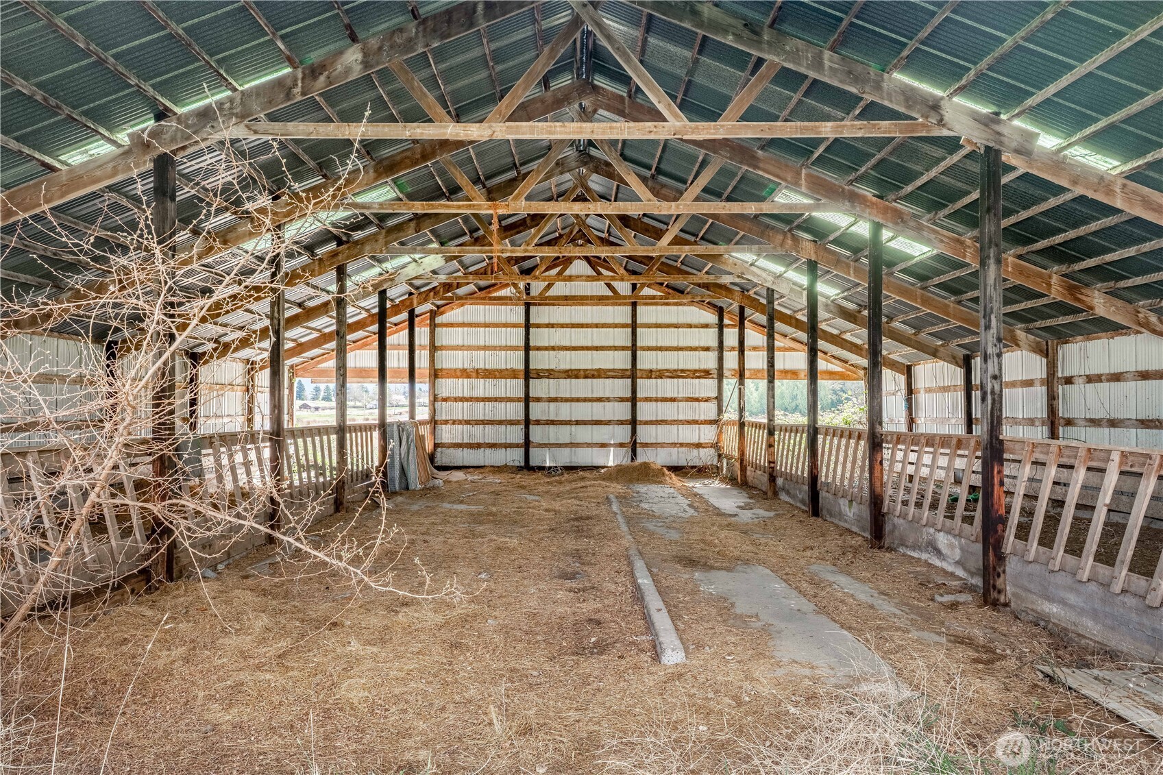 1817 Central Road Property Photo 6