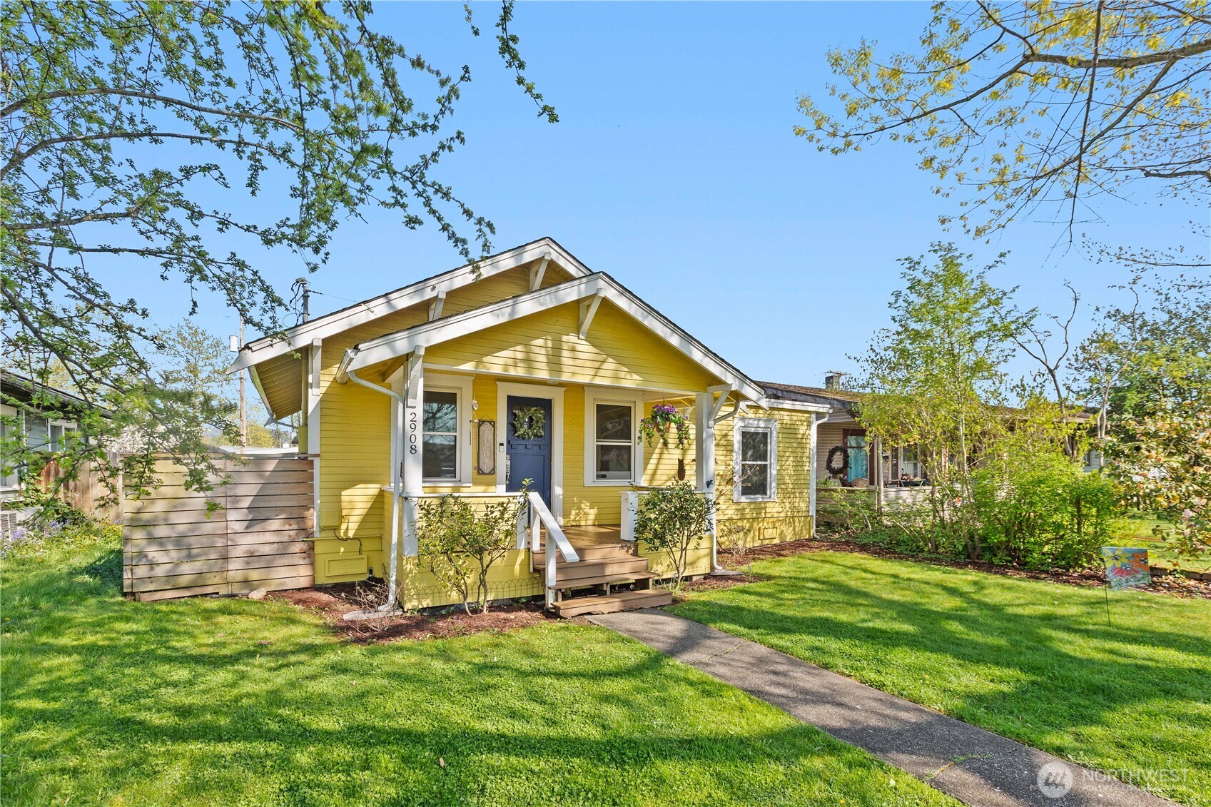2908 James Street Property Photo