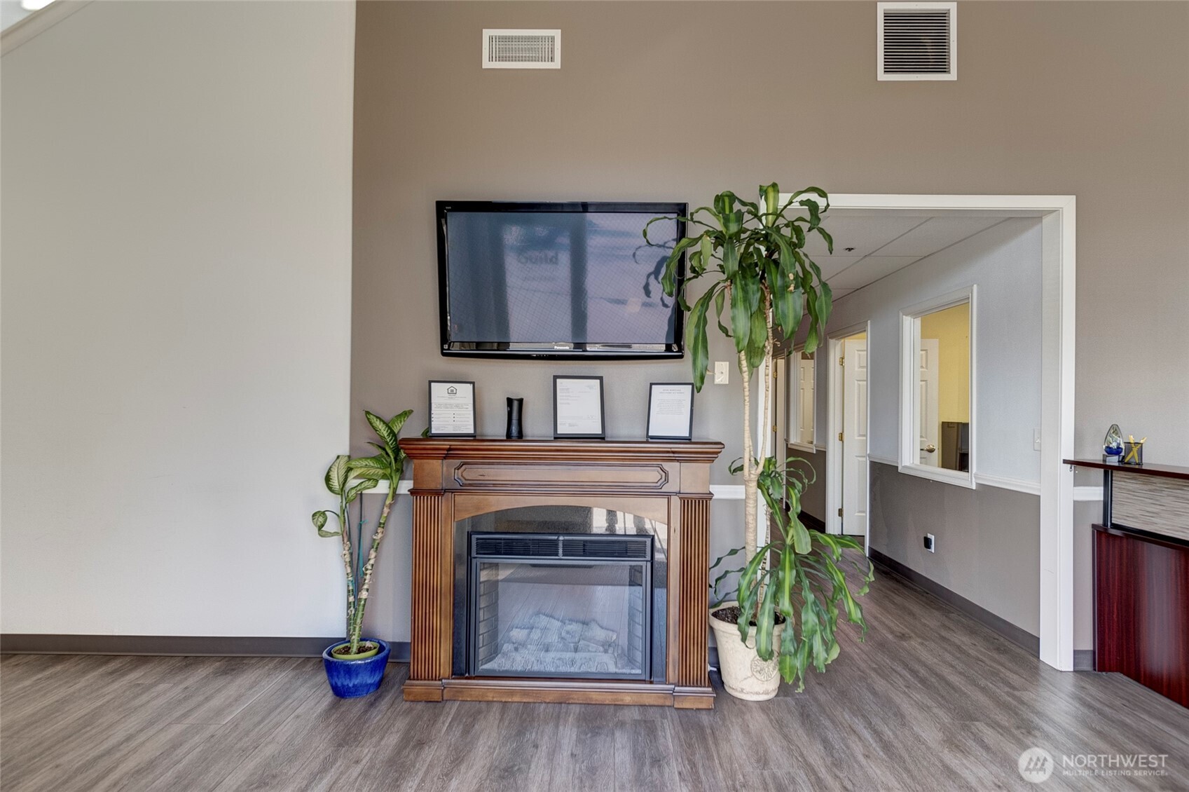 32785 State Route 20 5-6 Property Photo 4