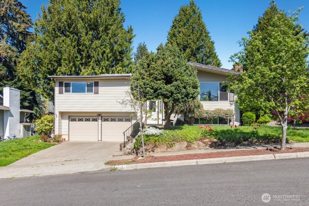 612 S 27th Court Property Photo