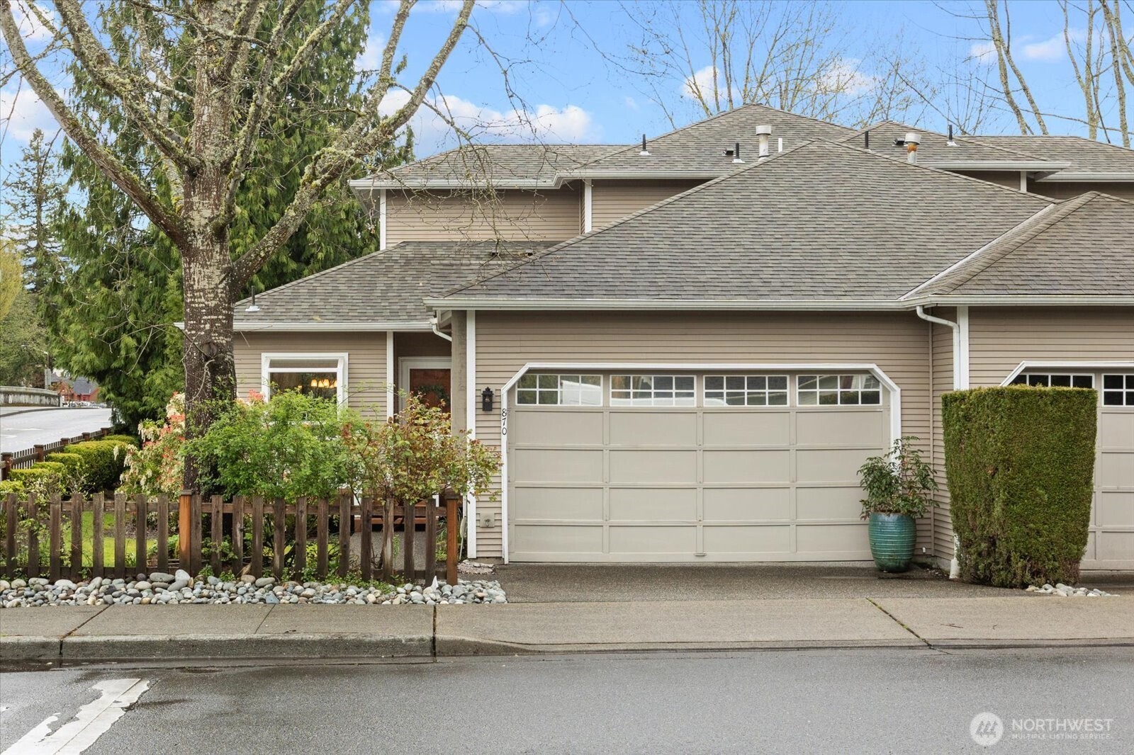 870 5th Avenue Property Photo