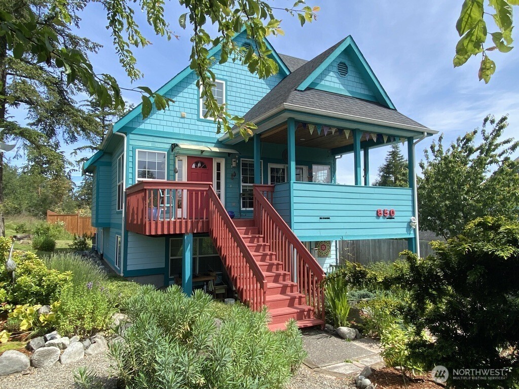 850 10th Street Property Photo