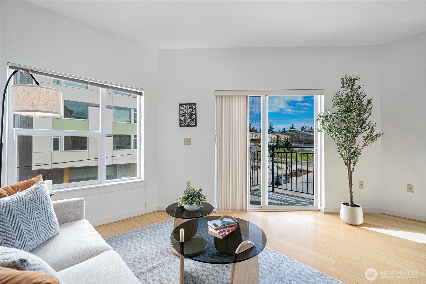 1026 Ne 65th Street 418 Property Photo 7