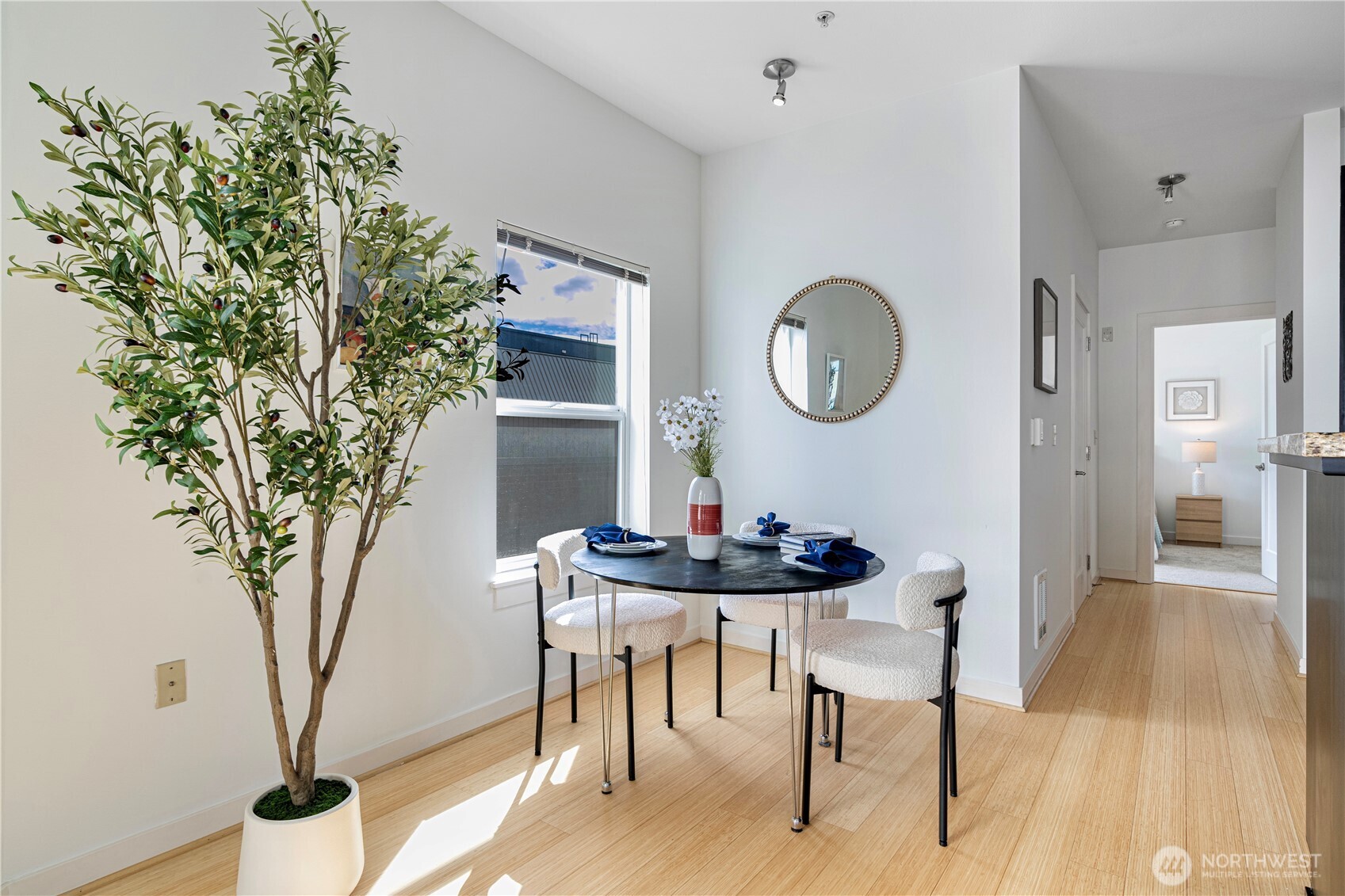 1026 Ne 65th Street 418 Property Photo 8