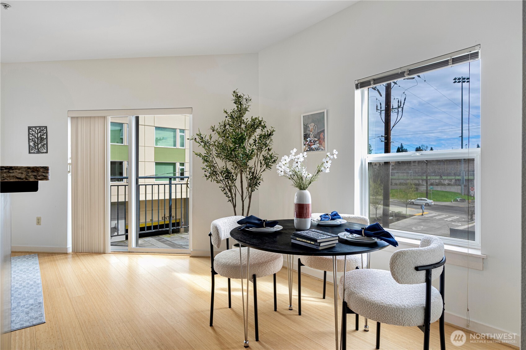 1026 Ne 65th Street 418 Property Photo 9