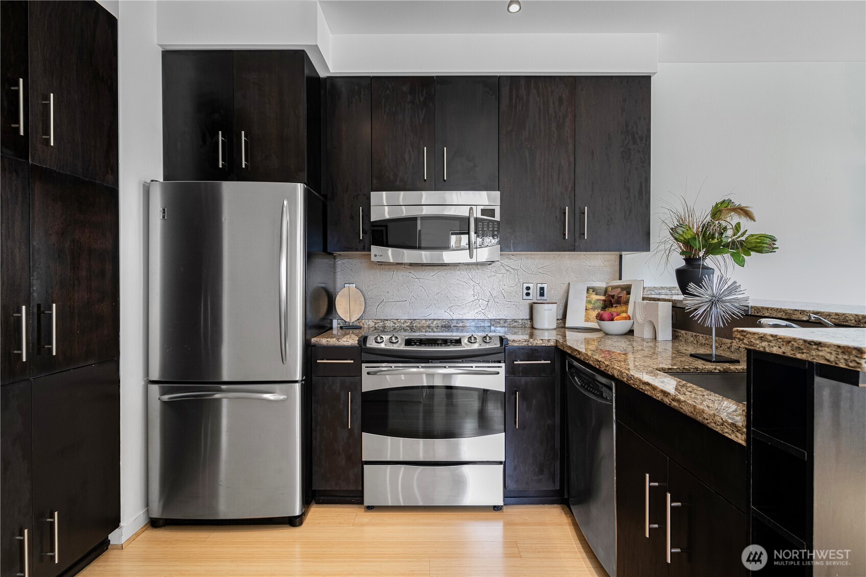 1026 Ne 65th Street 418 Property Photo 11