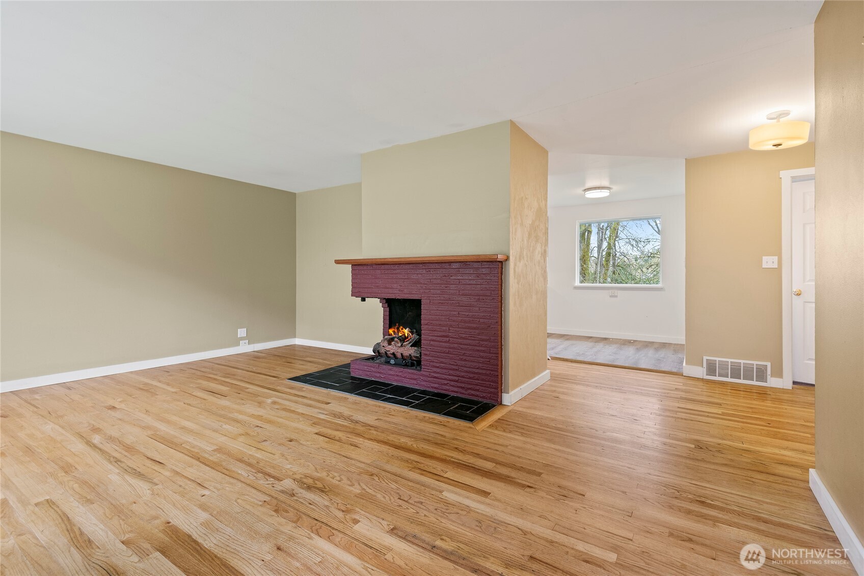 10054 Se 7th Street Property Photo 4