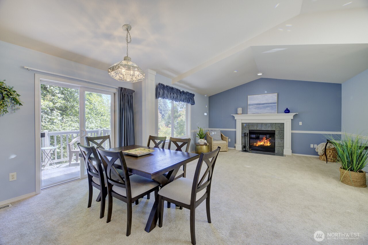 5607 178th Street Property Photo 6