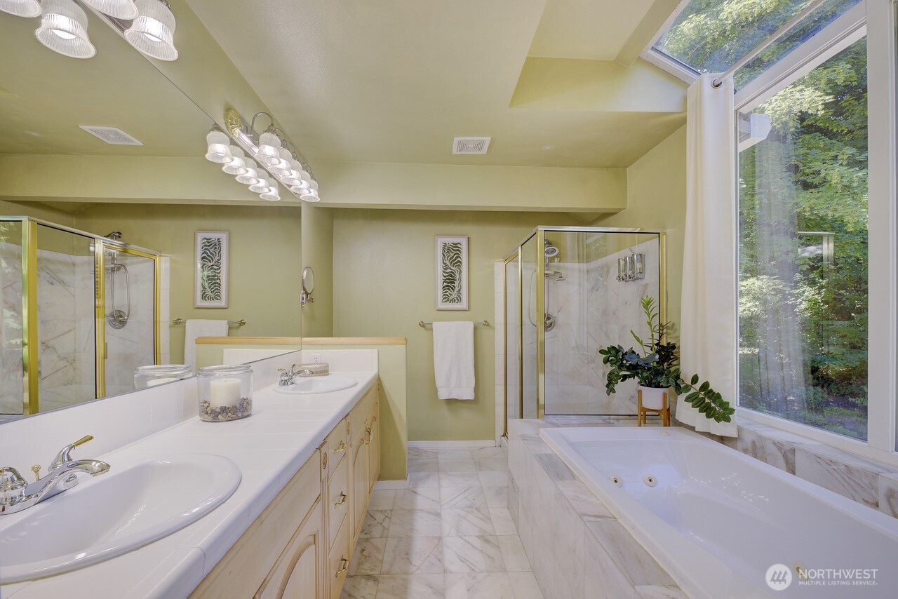 5607 178th Street Property Photo 15