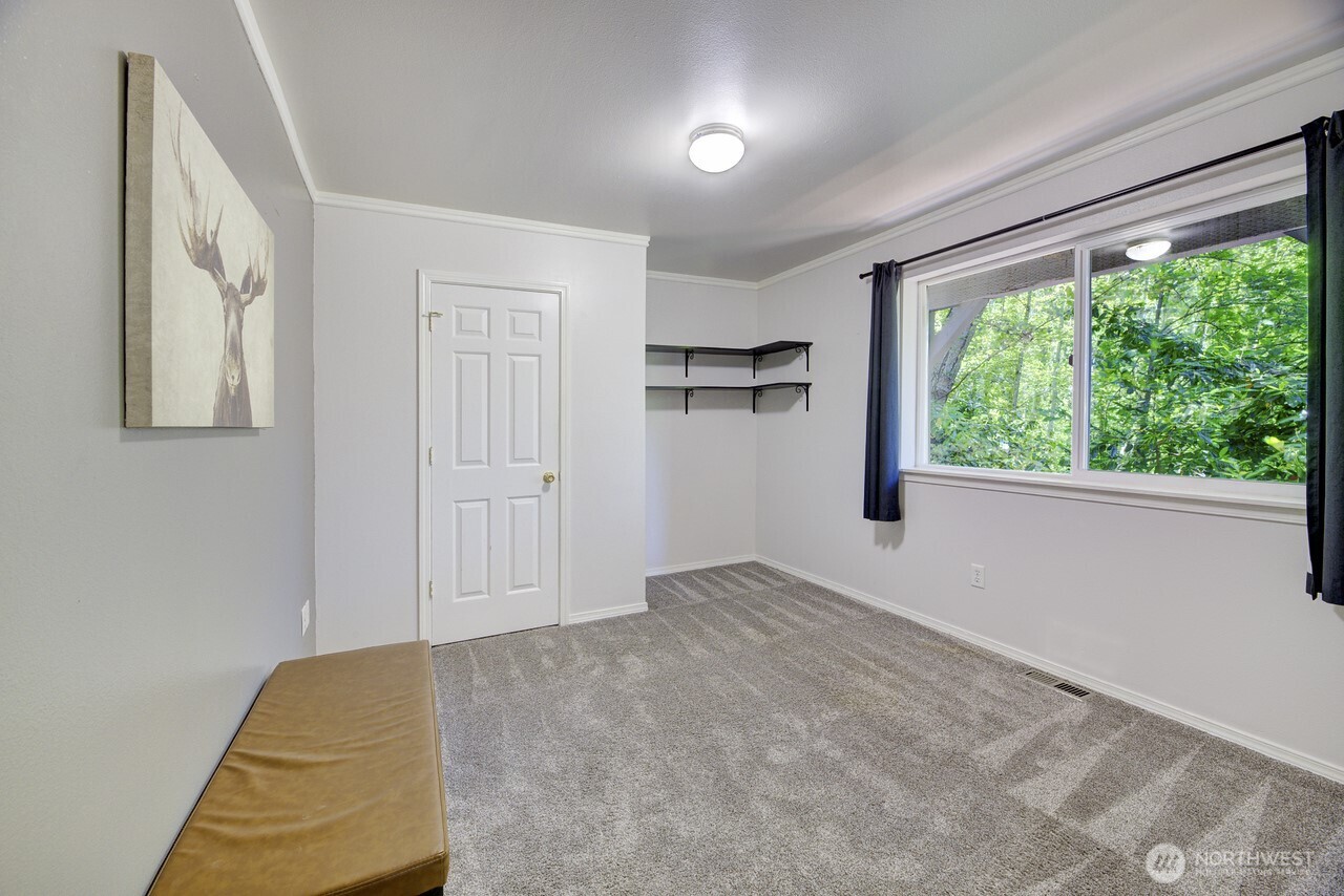 5607 178th Street Property Photo 20