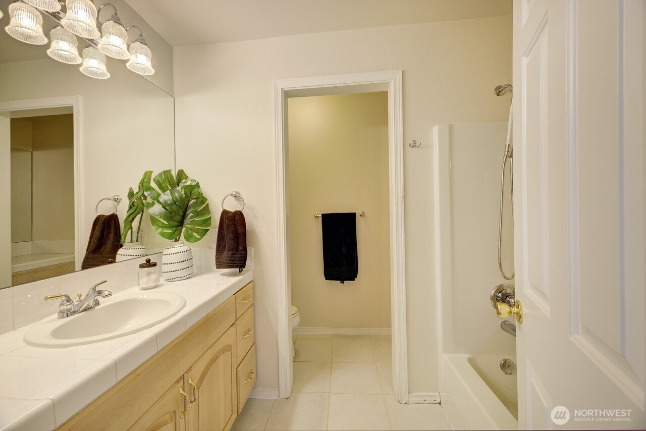 5607 178th Street Property Photo 21