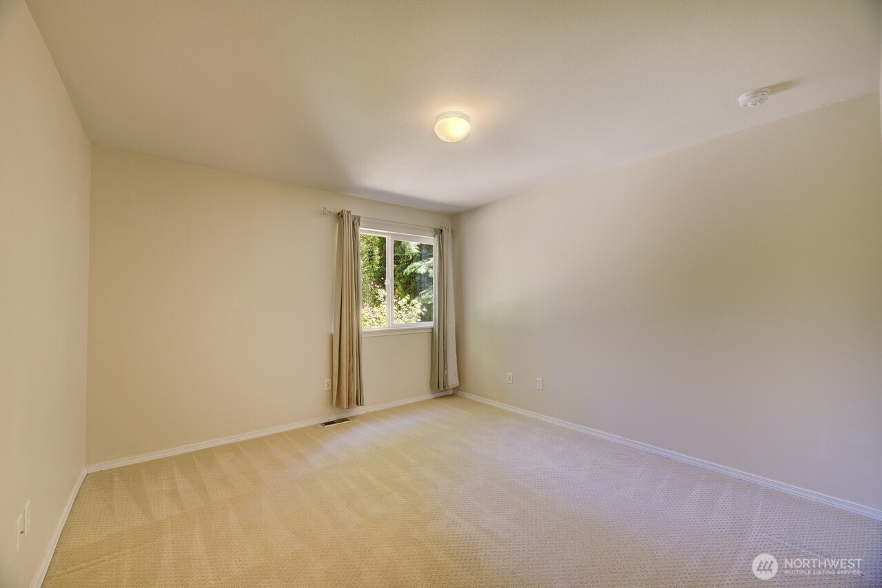 5607 178th Street Property Photo 22