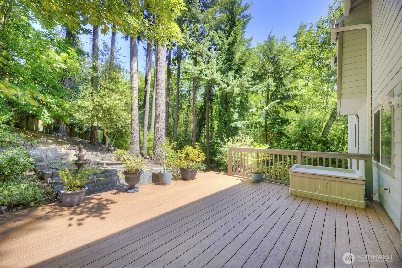 5607 178th Street Property Photo 28