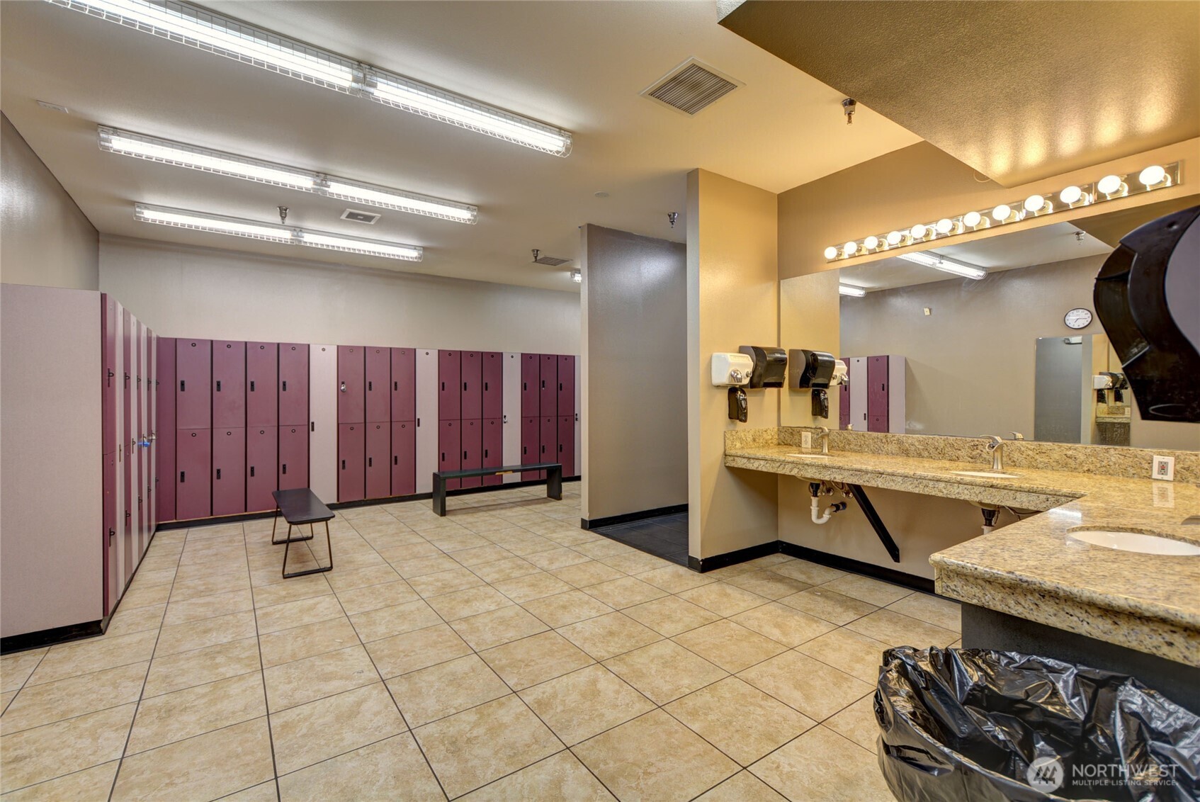1050 State Avenue Property Photo 31