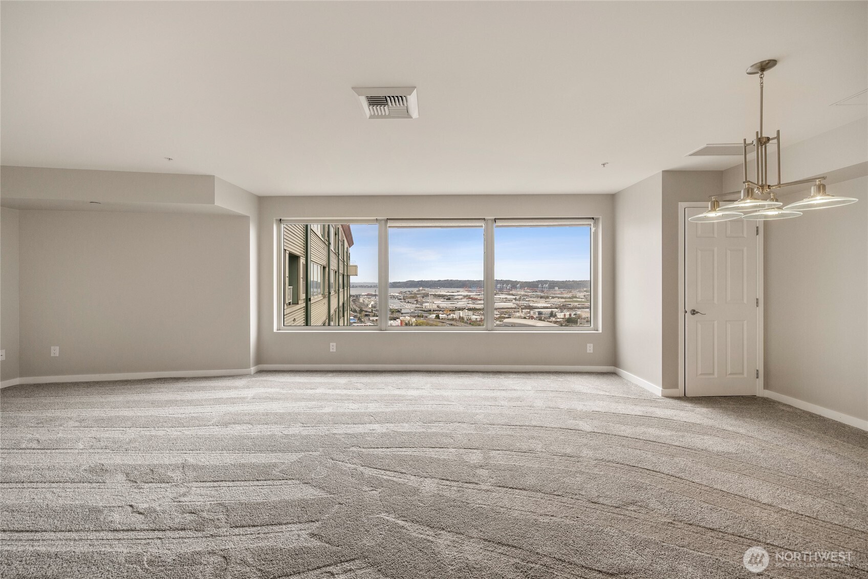 3201 Pacific Ave 1107 Property Photo 11