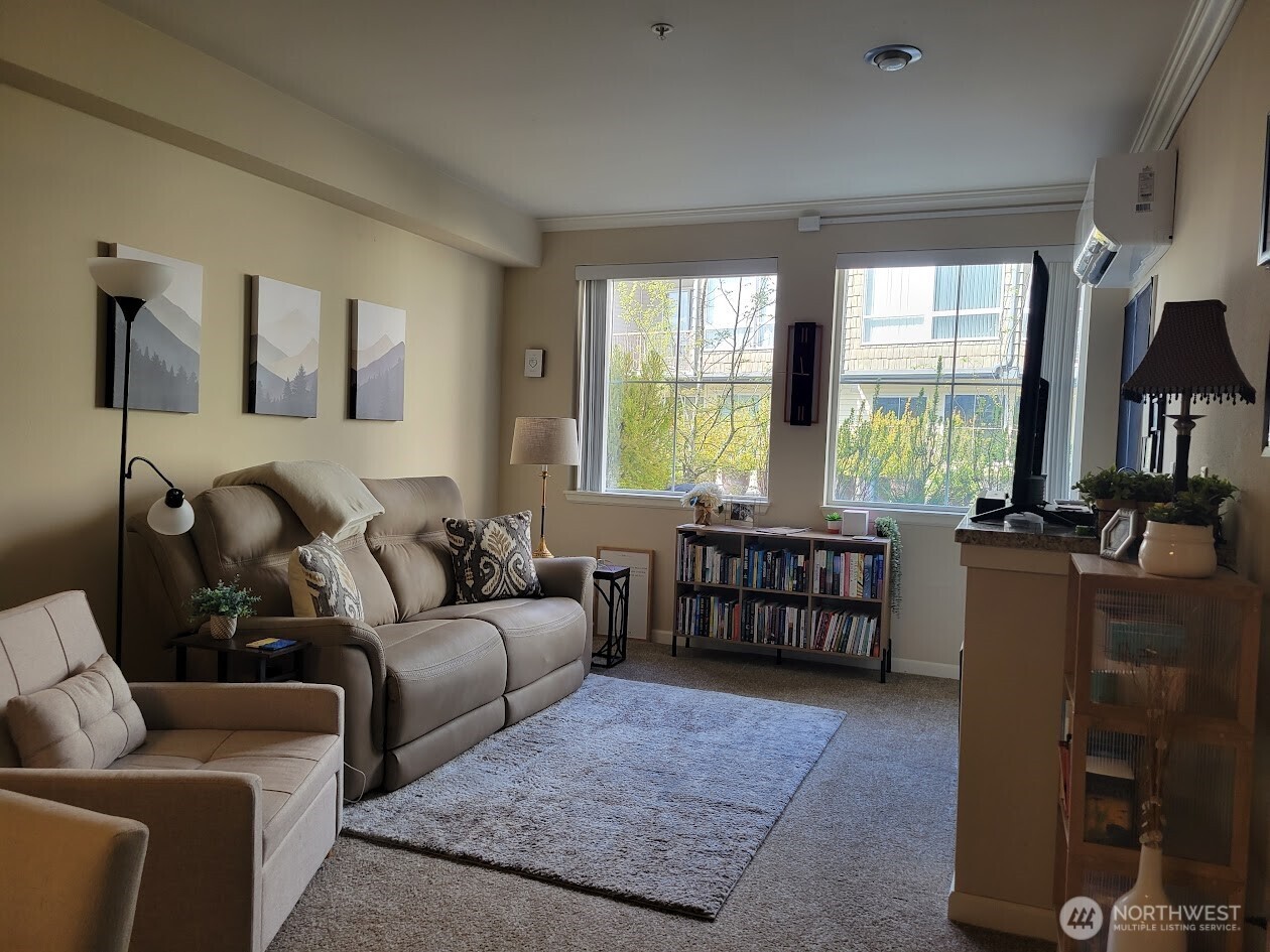 225 Logan Avenue 106 Property Photo