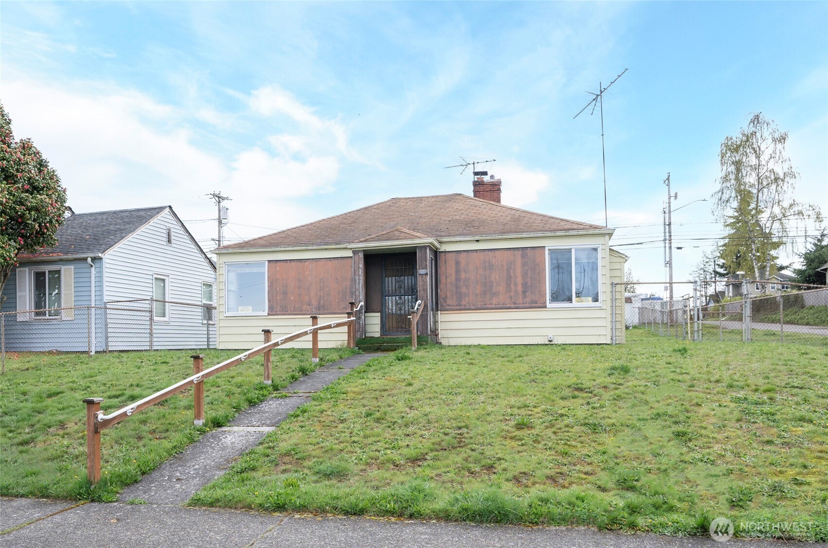 1257 S Ridgewood Avenue Property Photo