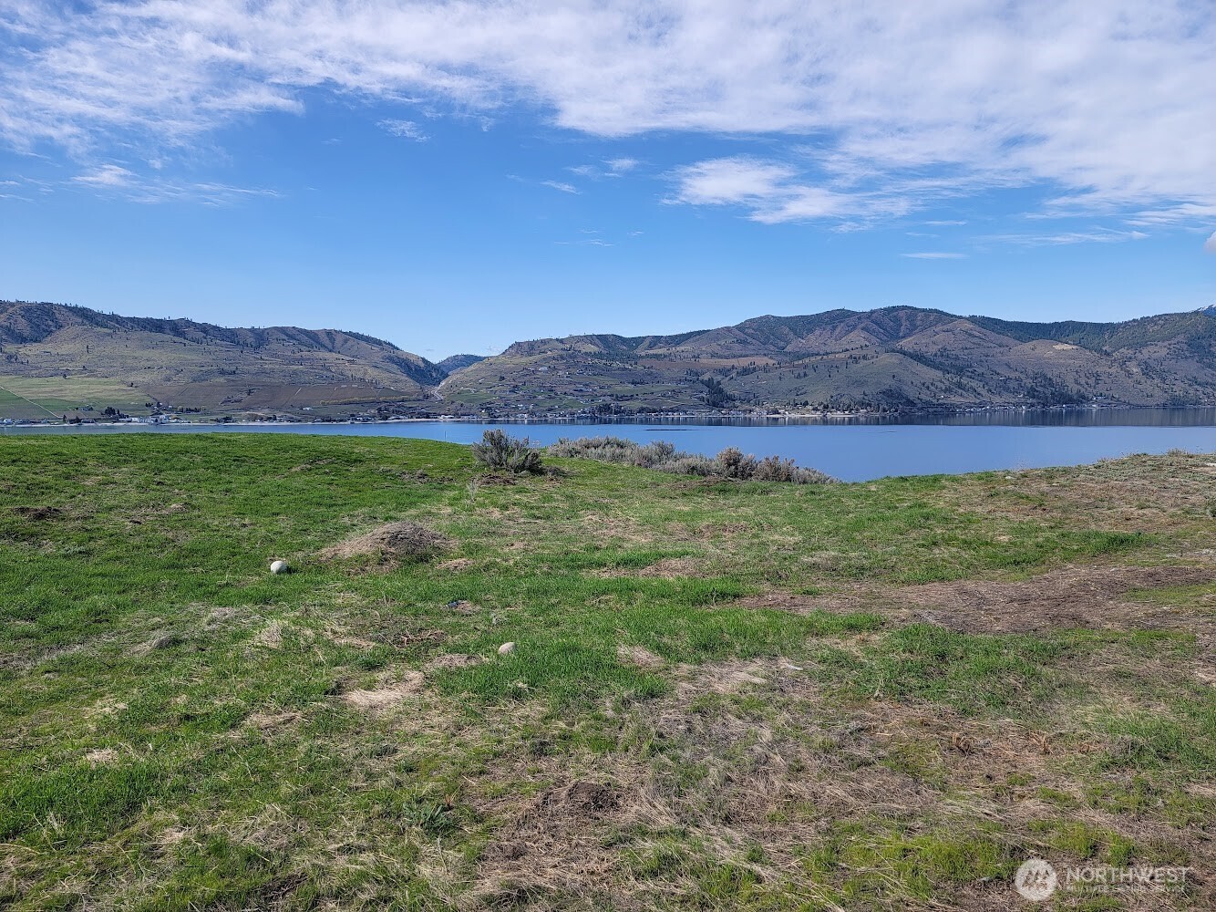 207 Viewland Way Property Photo 7