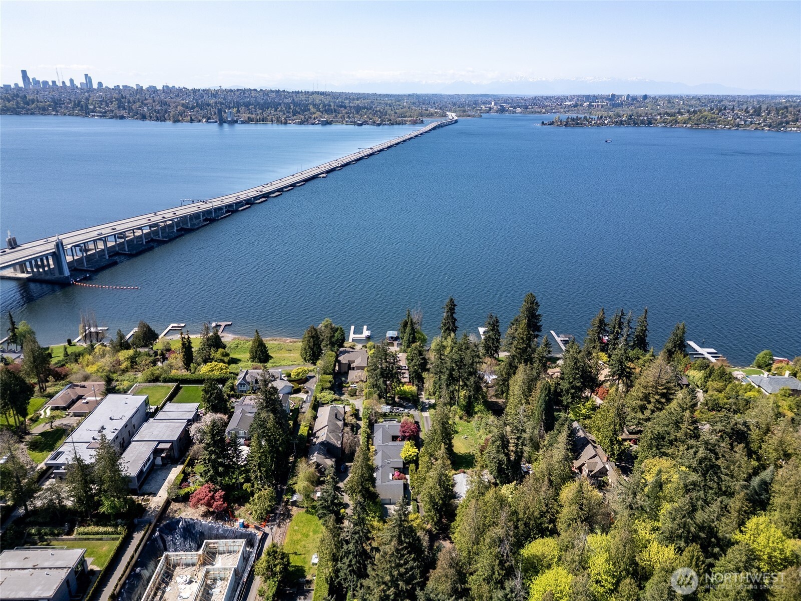 3327 Evergreen Point Road Property Photo