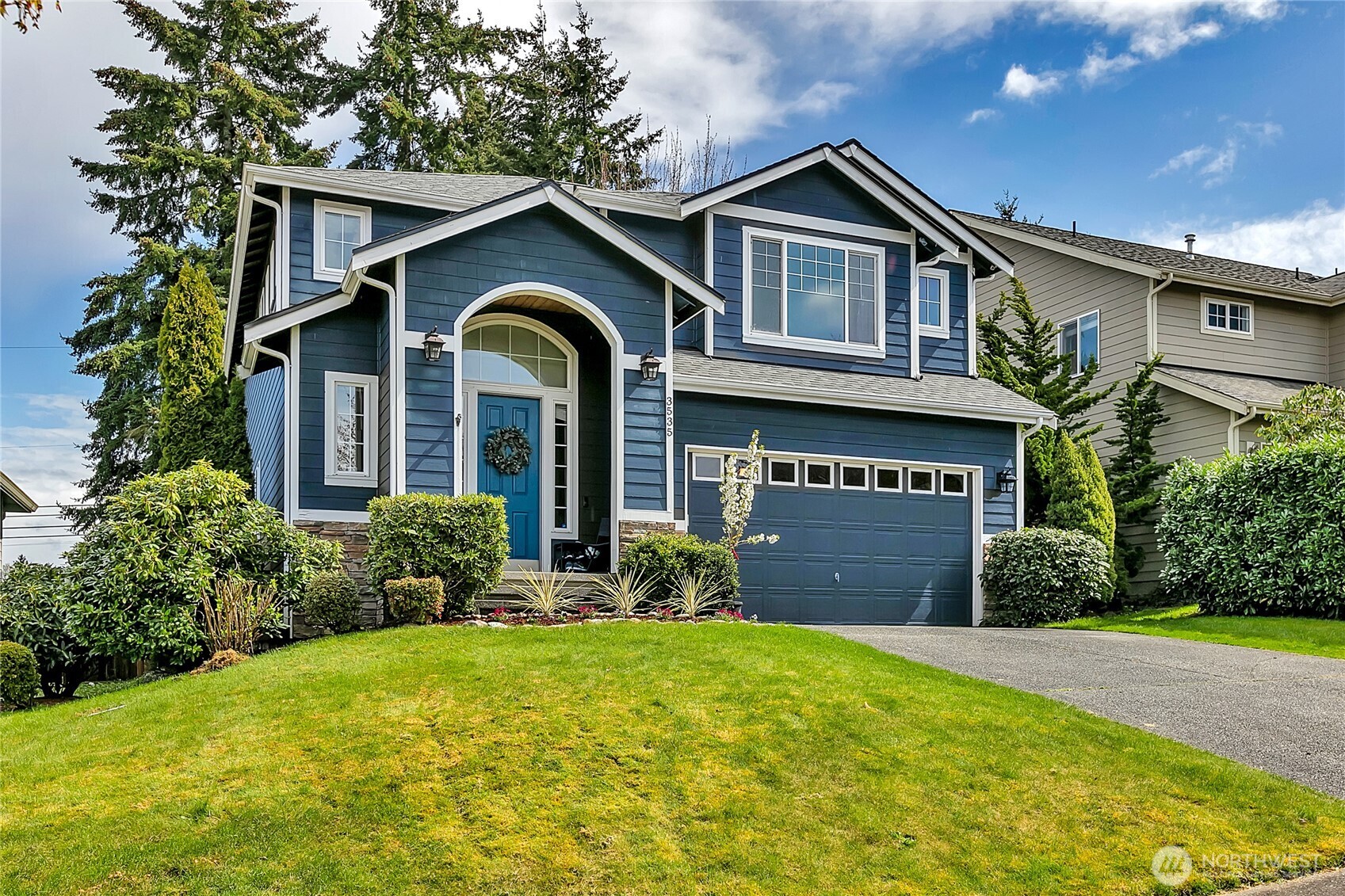 14 North Tacoma Real Estate Listings Main Image