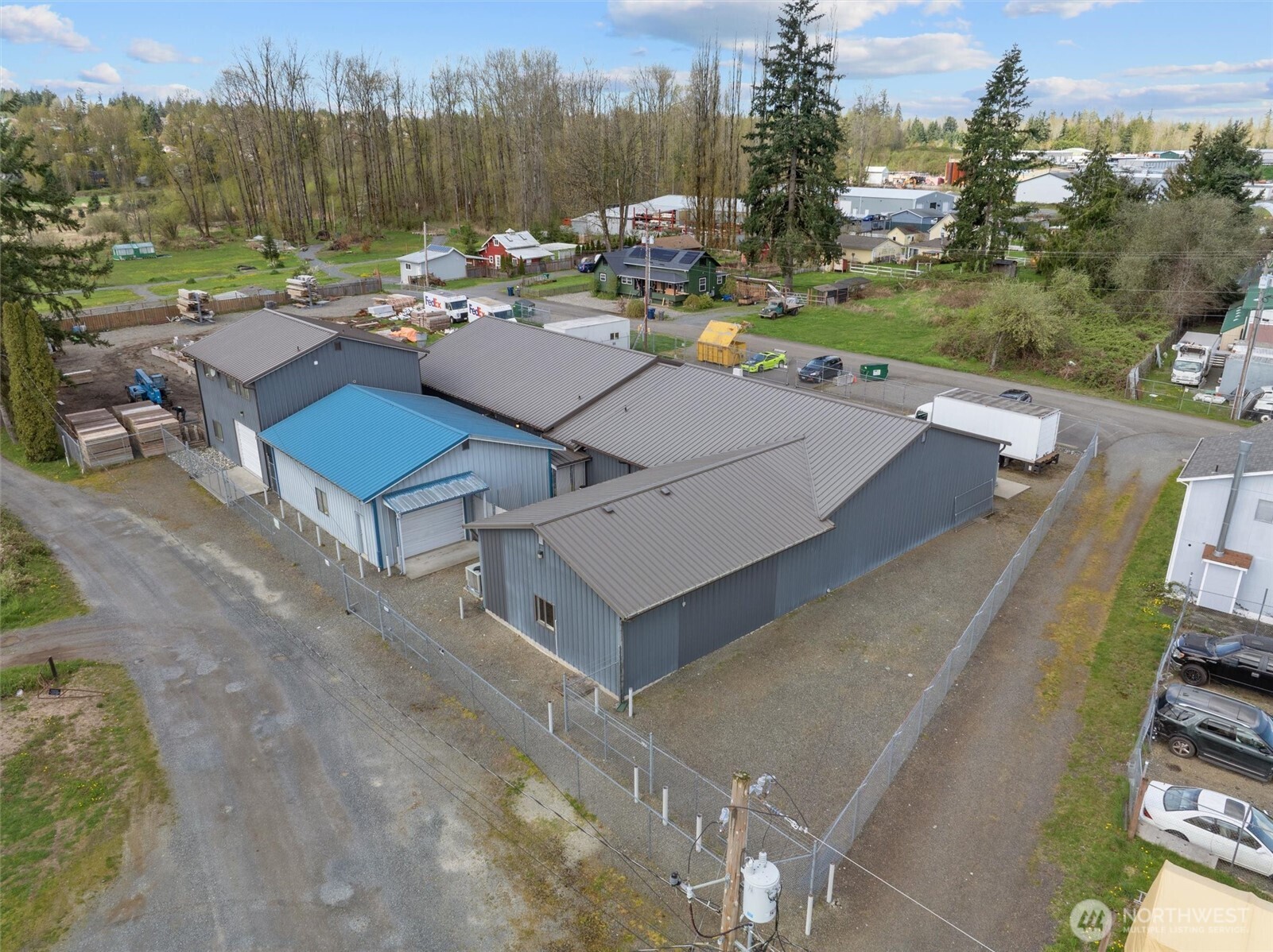 13008 27th Place Property Photo 3
